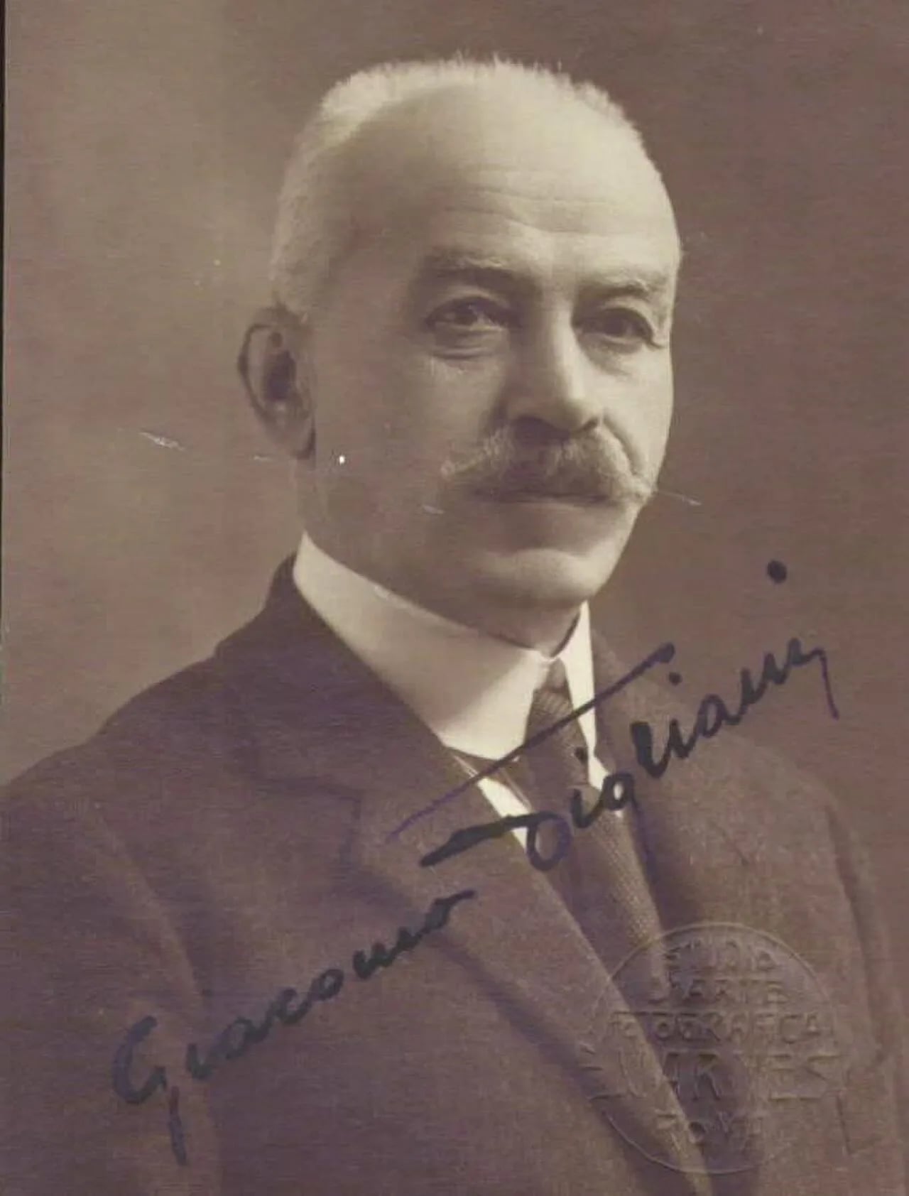 Portrait of Giacomo Vigliani (1862–1942) – memorial page