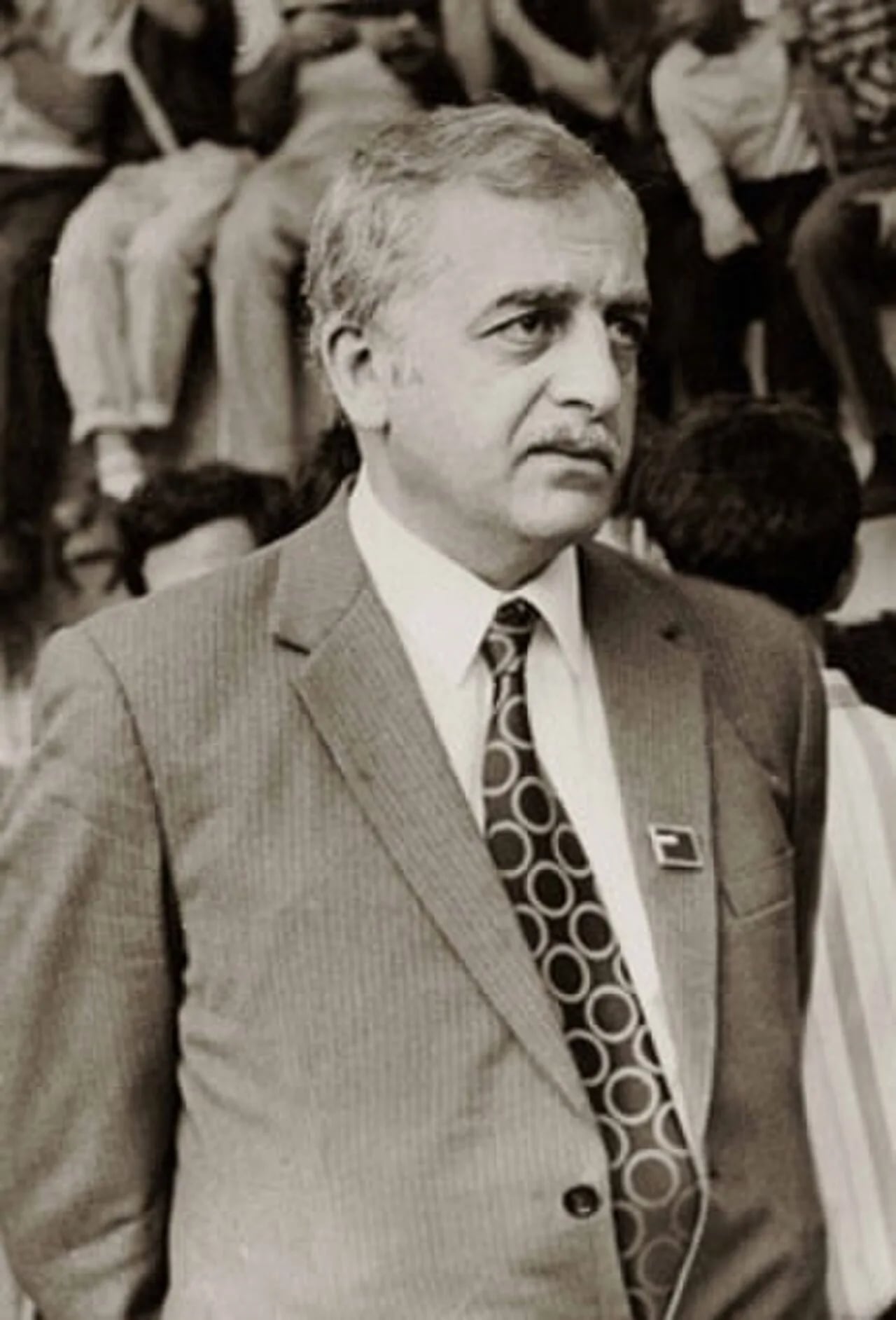 Portrait of Swiad Gamsachurdia (1939–1993) – memorial page