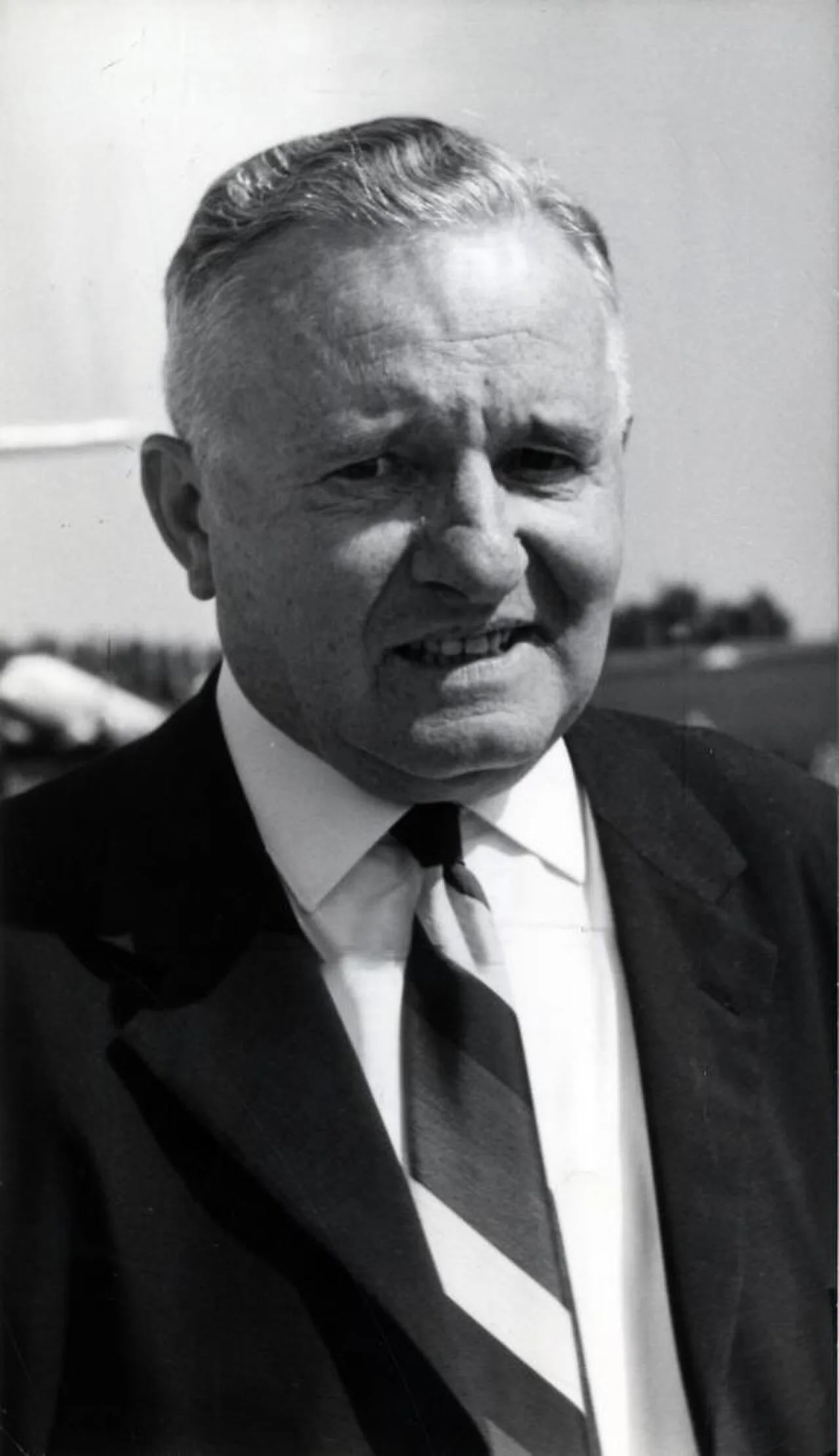 Portrait of Willem Hendrik van den Berge (1905–1987) – memorial page