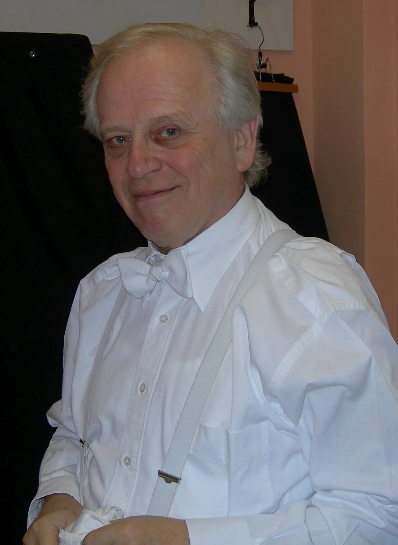 Porträt von Zoltán Peskó (1937–2020) – Gedenkseite