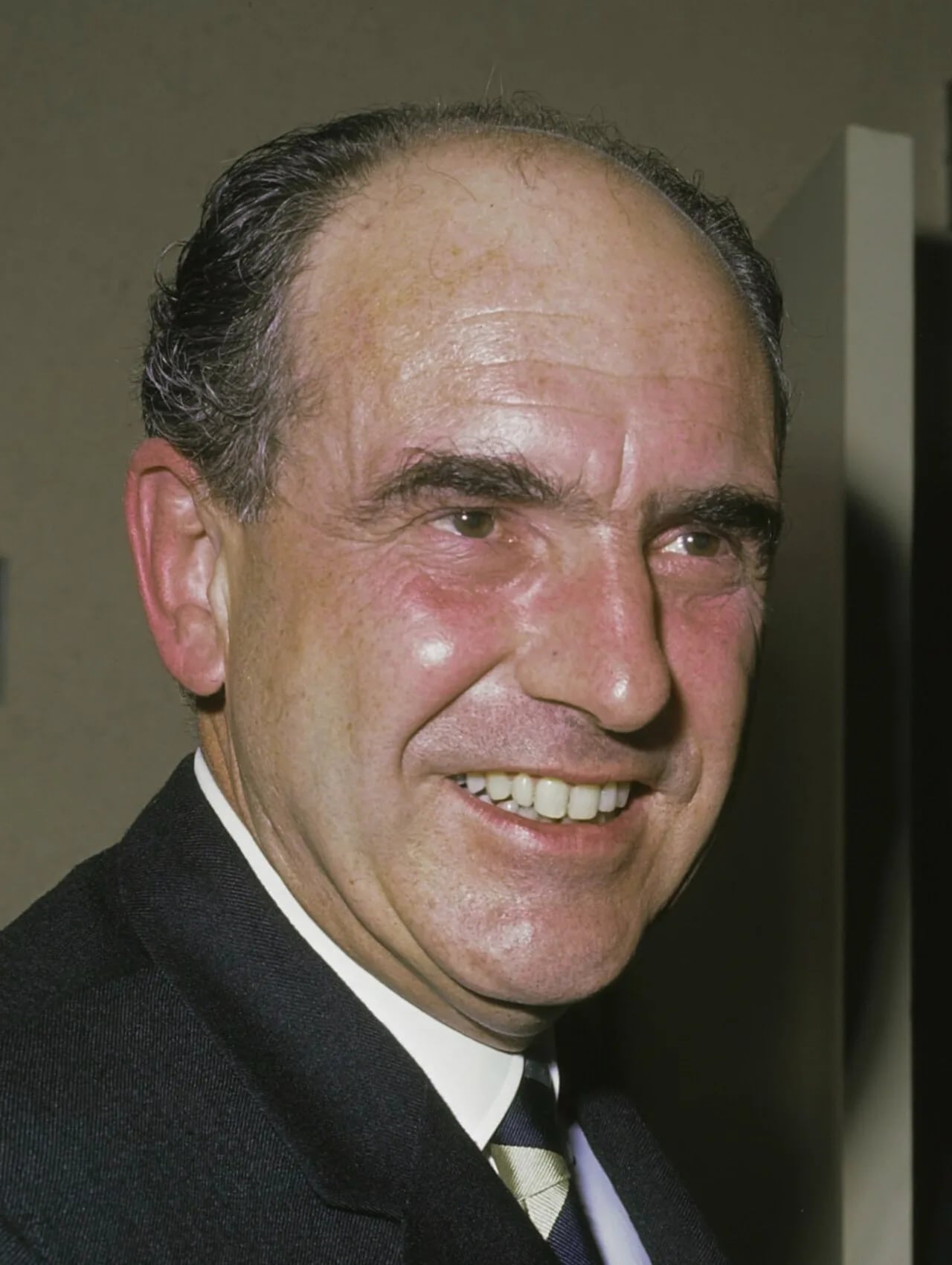 Portrait of Andreas Papandreou (1919–1996) – memorial page