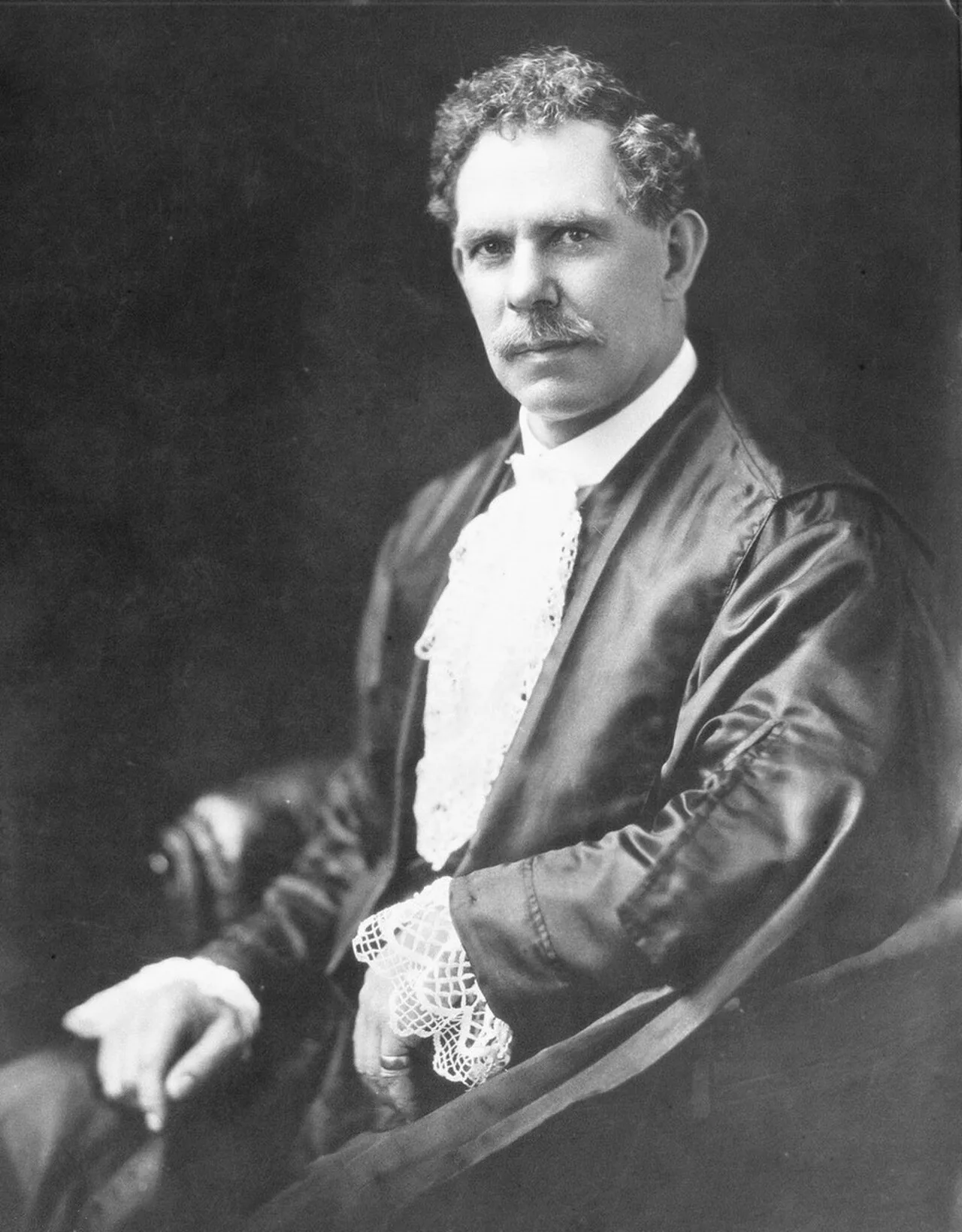 Portrait of John McInnes (1878–1950) – memorial page
