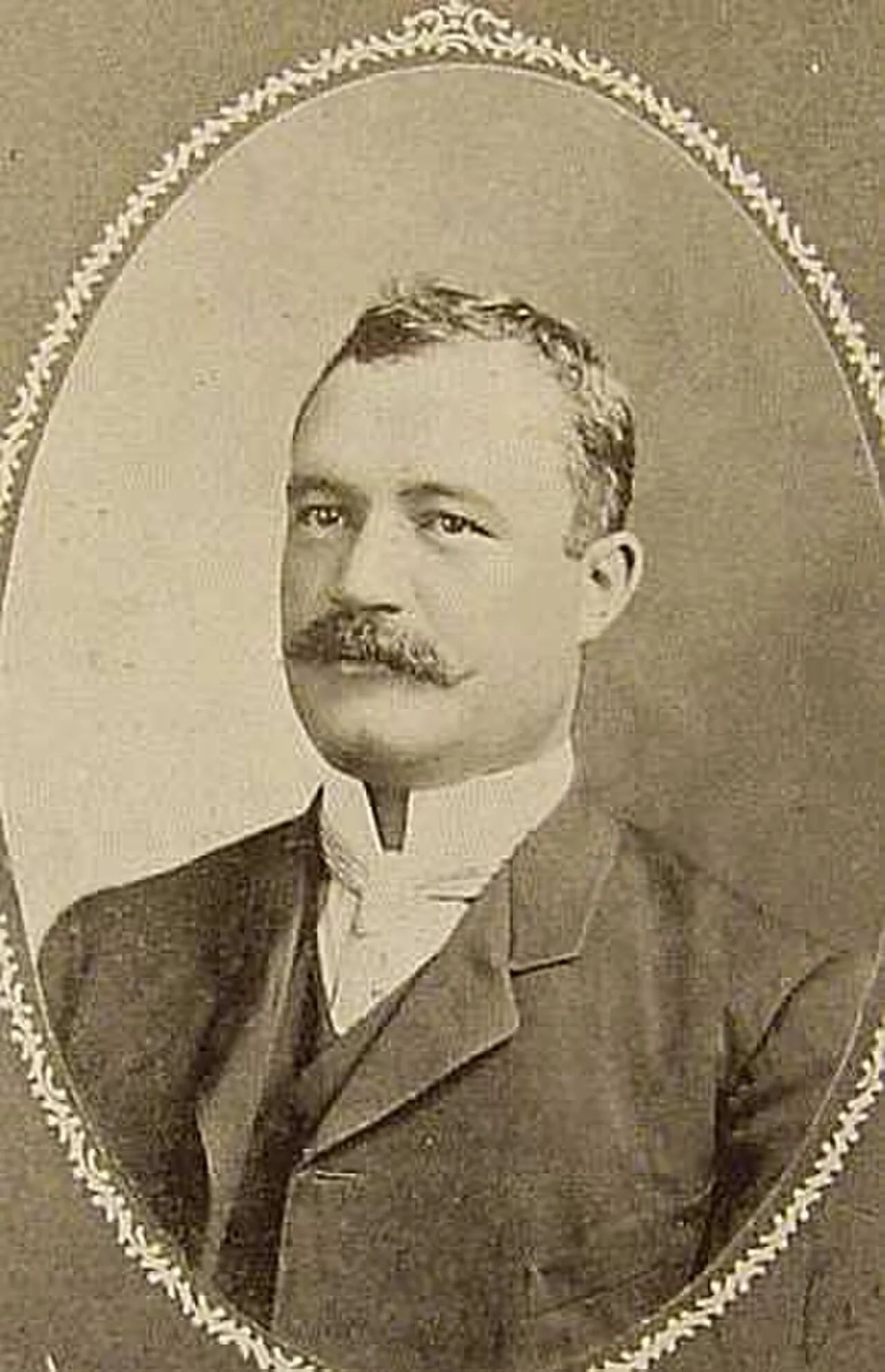 Portrait of Luis Medina Barrón (1873–1937) – memorial page