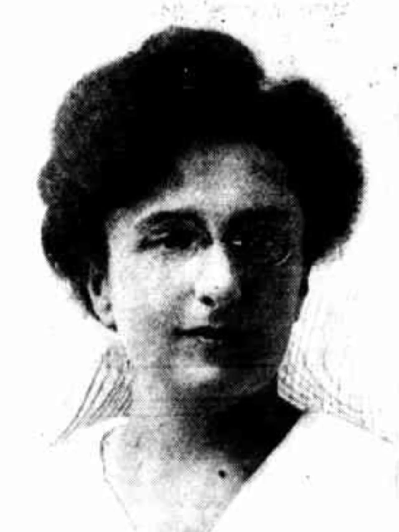 Portrait of Zoe Benjamin (1882–1962) – memorial page