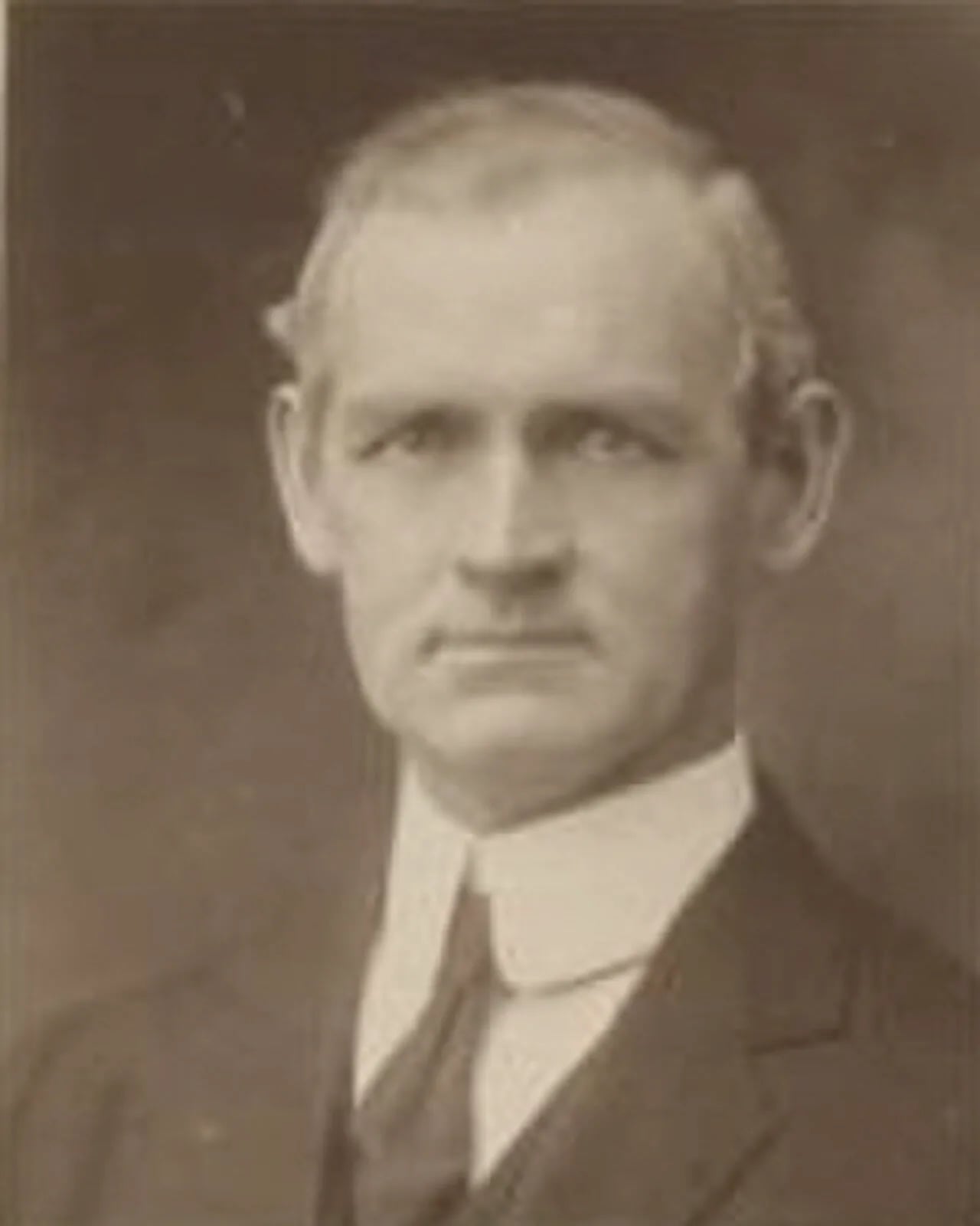 Porträt von Frank S. Tavenner (1866–1950) – Gedenkseite