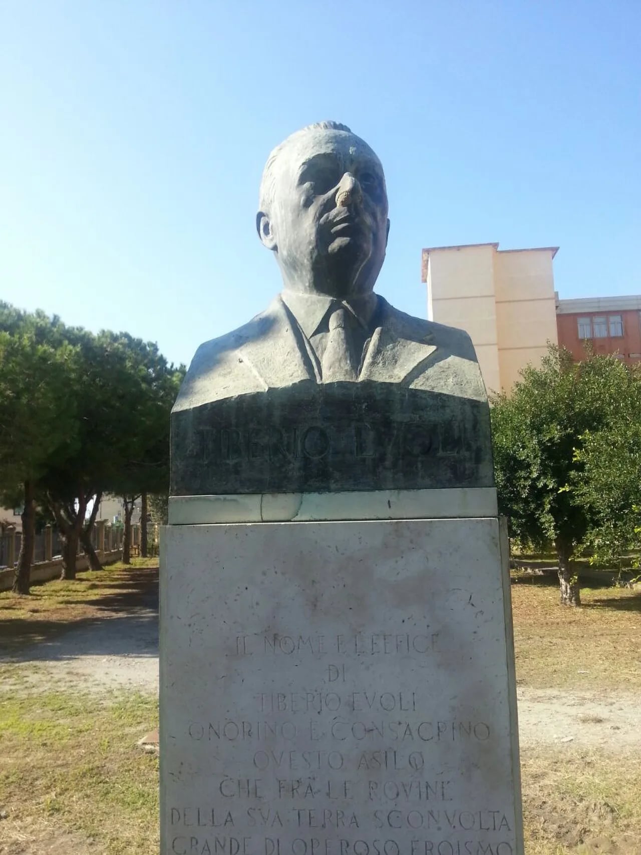 Porträt von Tiberio Evoli (1872–1967) – Gedenkseite