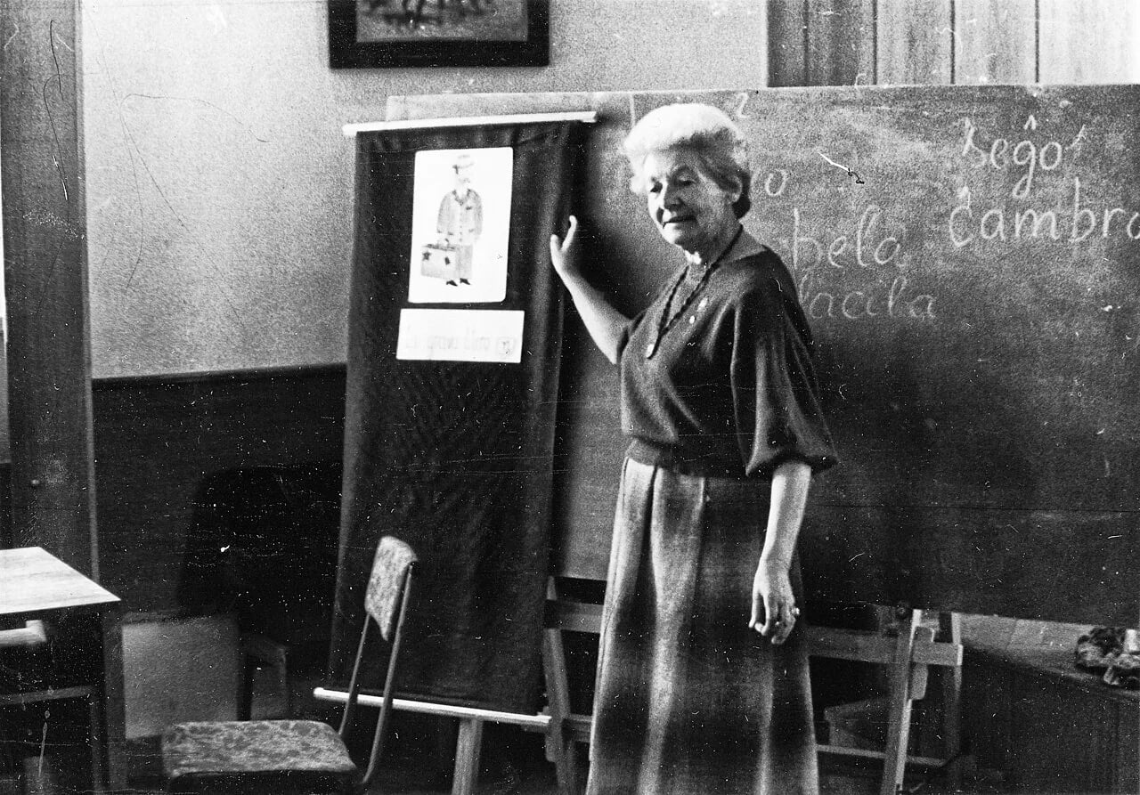 Portrait of Ewa Bondar (1922–2015) – memorial page