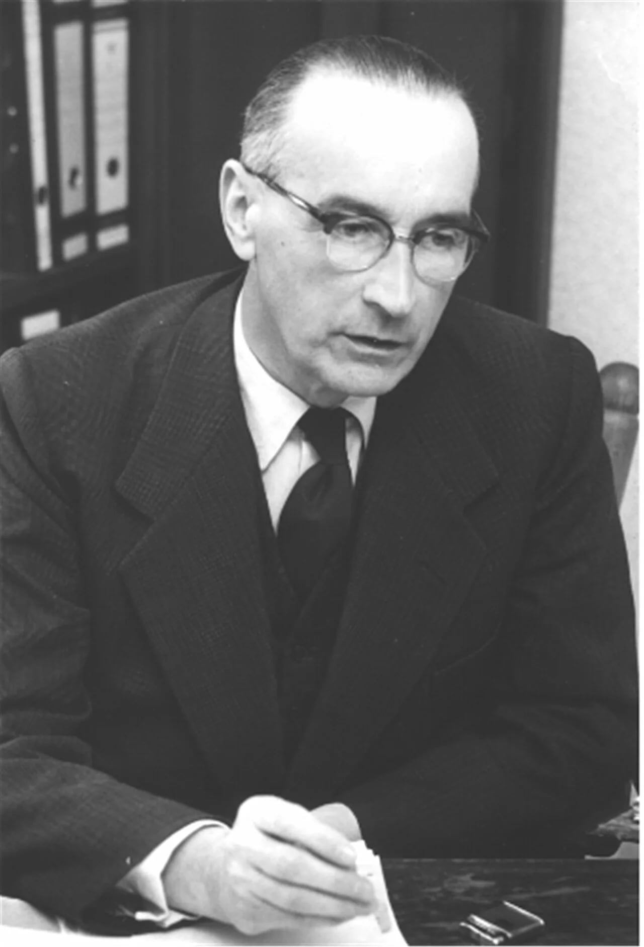 Portrait of Frits van Kemenade (1899–1991) – memorial page