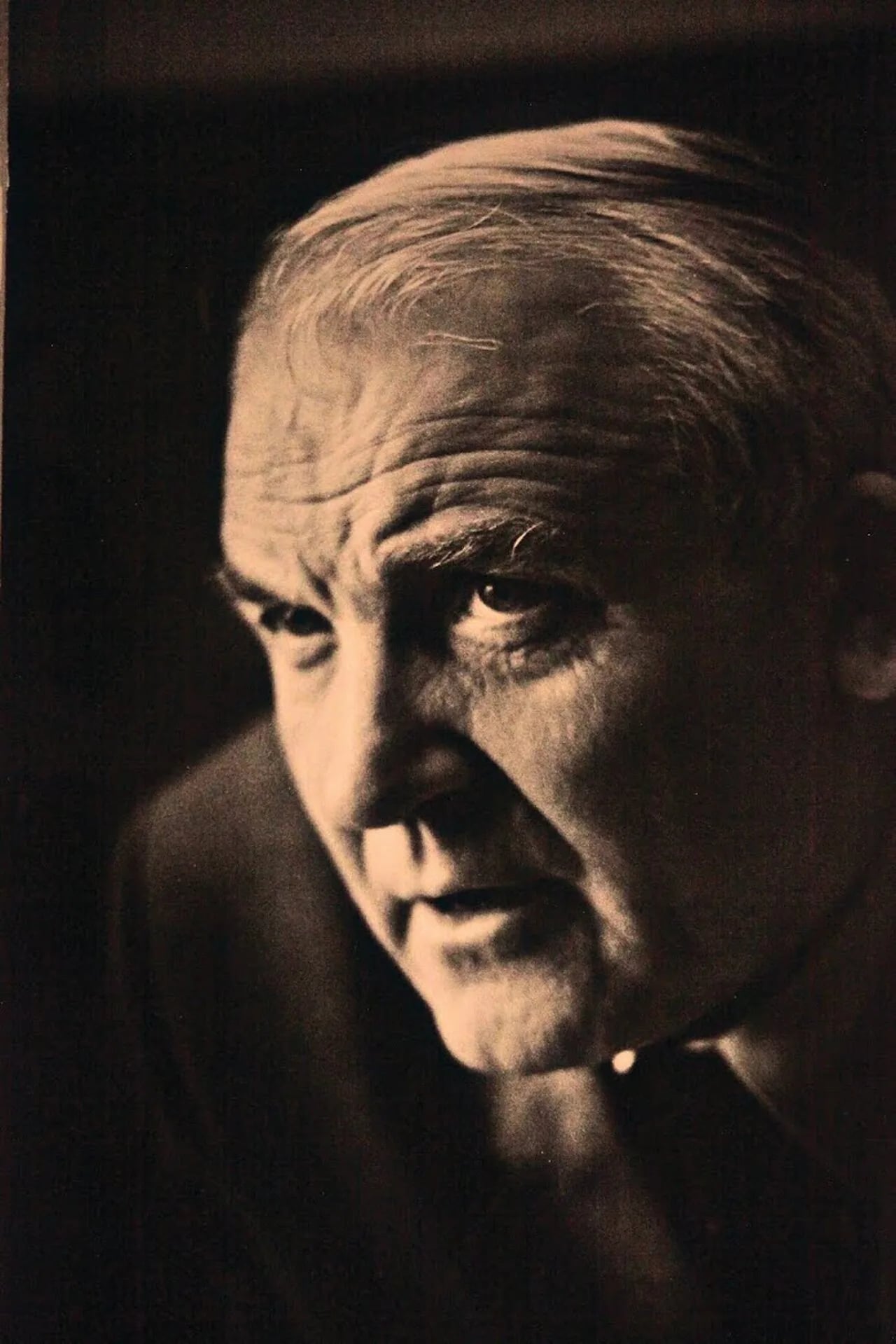 Porträt von Anatoli Iwanowitsch Gorbunow (1930–2015) – Gedenkseite