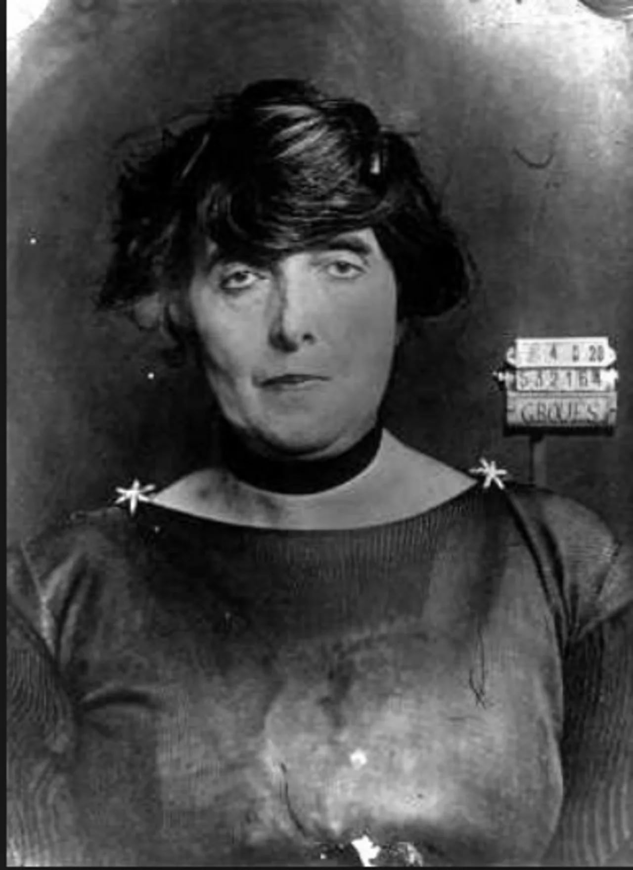 Portrait of Héra Mirtel (1868–1931) – memorial page