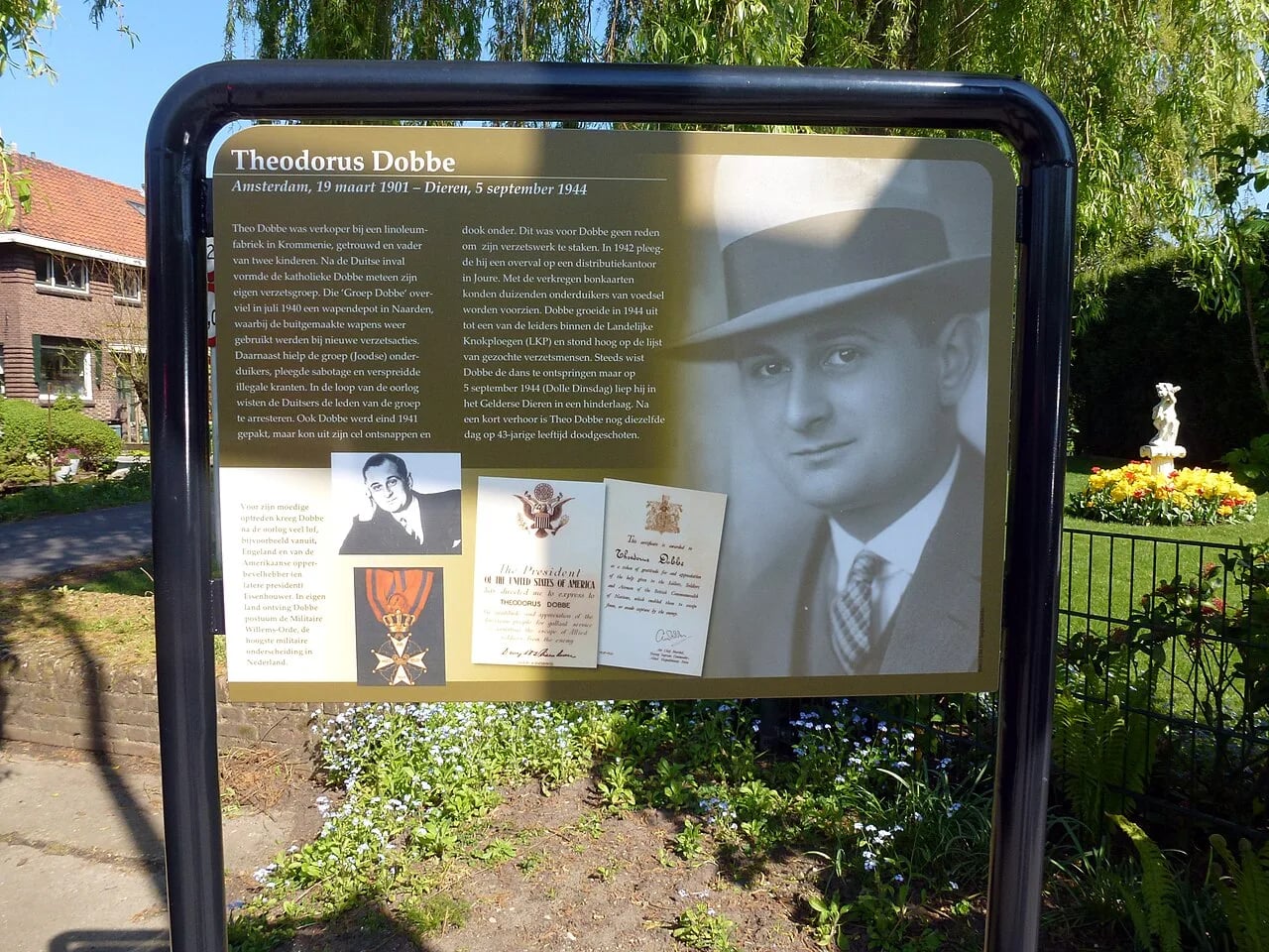 Portrait of Theo Dobbe (1901–1944) – memorial page