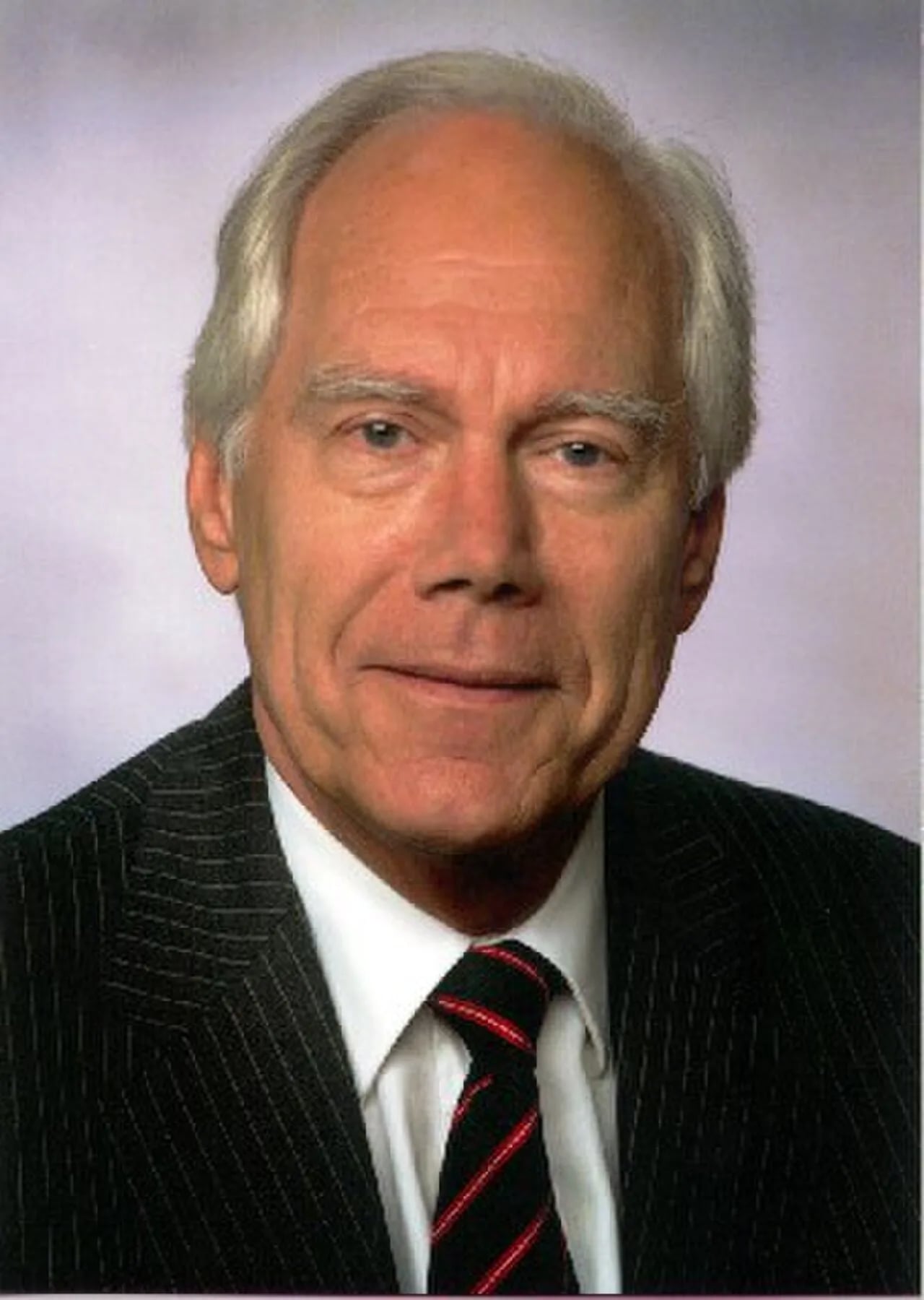 Portrait of Eef Brouwers (1939–2018) – memorial page