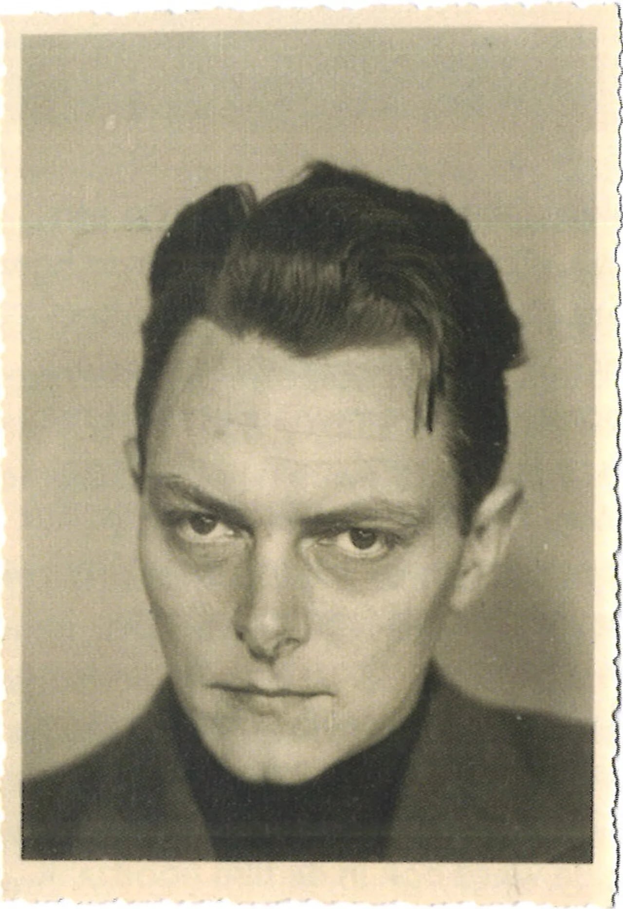 Portrait of Paul Guermonprez (1908–1944) – memorial page