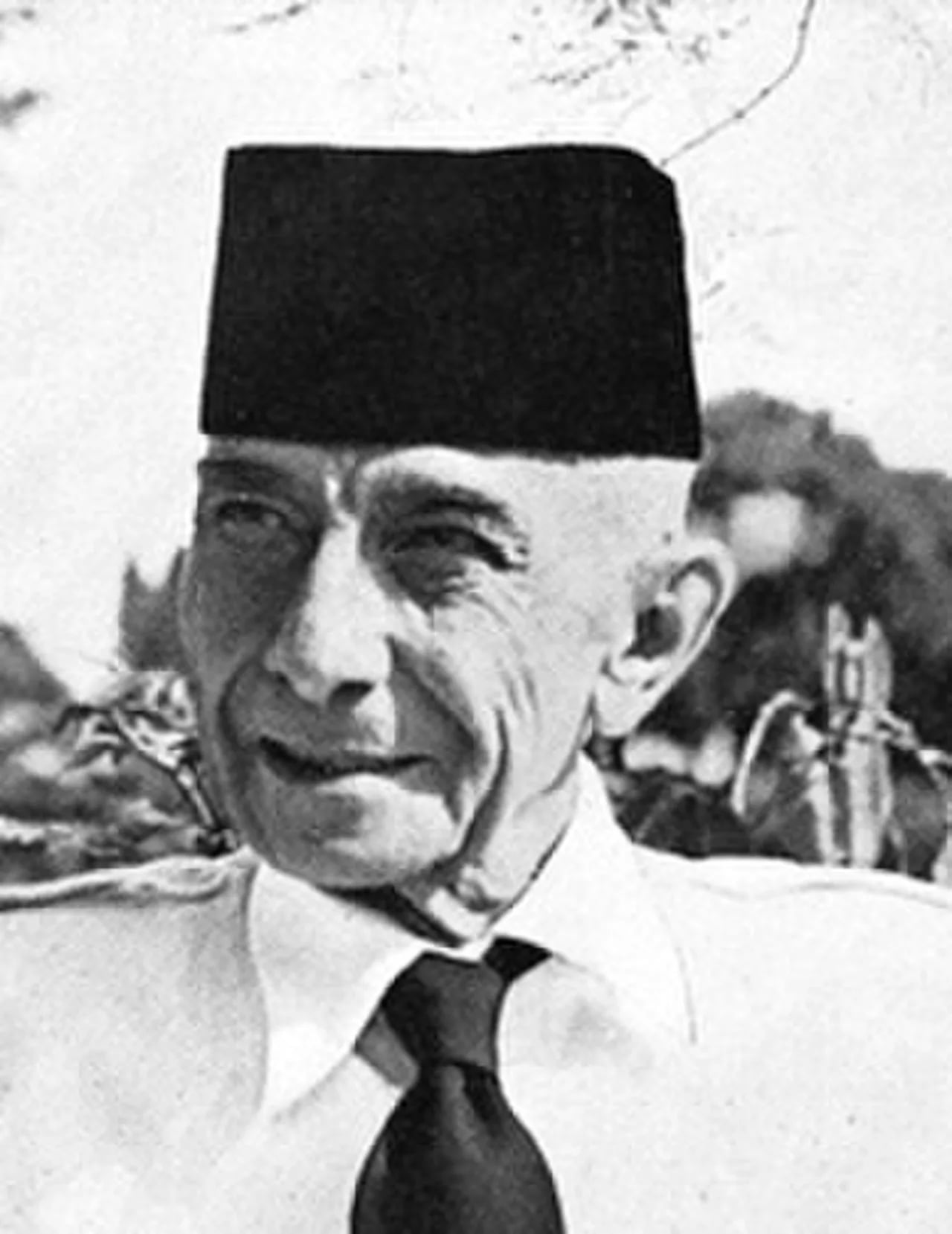 Portrait of Ernest Douwes Dekker (1879–1950) – memorial page