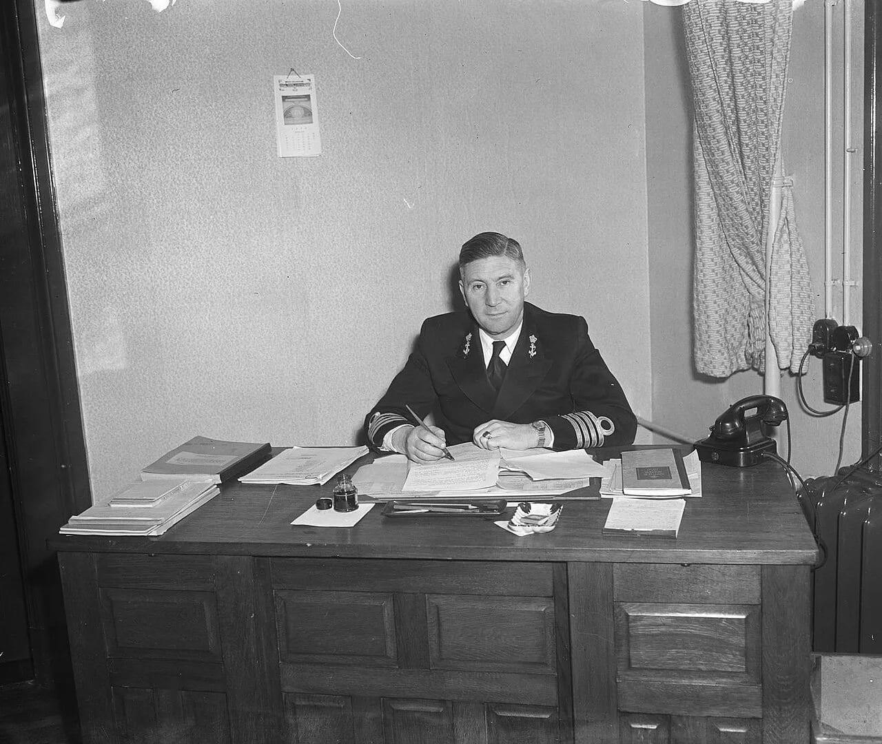 Portrait of Fredericus Henricus Maria van Straelen (1899–1987) – memorial page