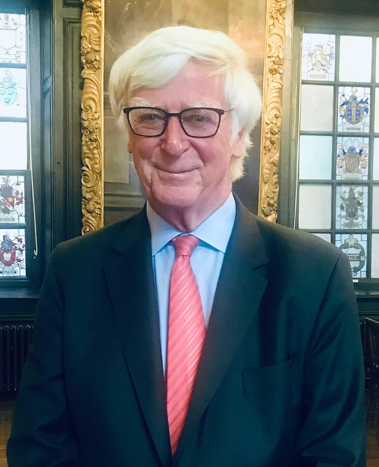 Porträt von Sean P. F. Hughes (1941–2025) – Gedenkseite