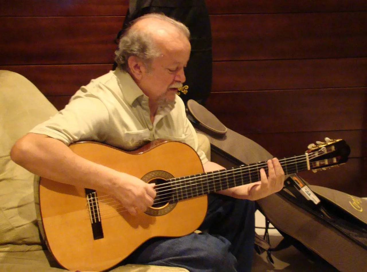 Porträt von Sebastião Tapajós (1943–2021) – Gedenkseite