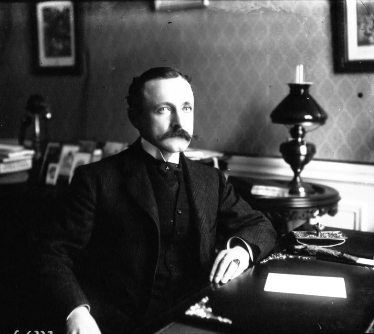 Portrait of Georges Castillon de Saint-Victor (1870–1962) – memorial page