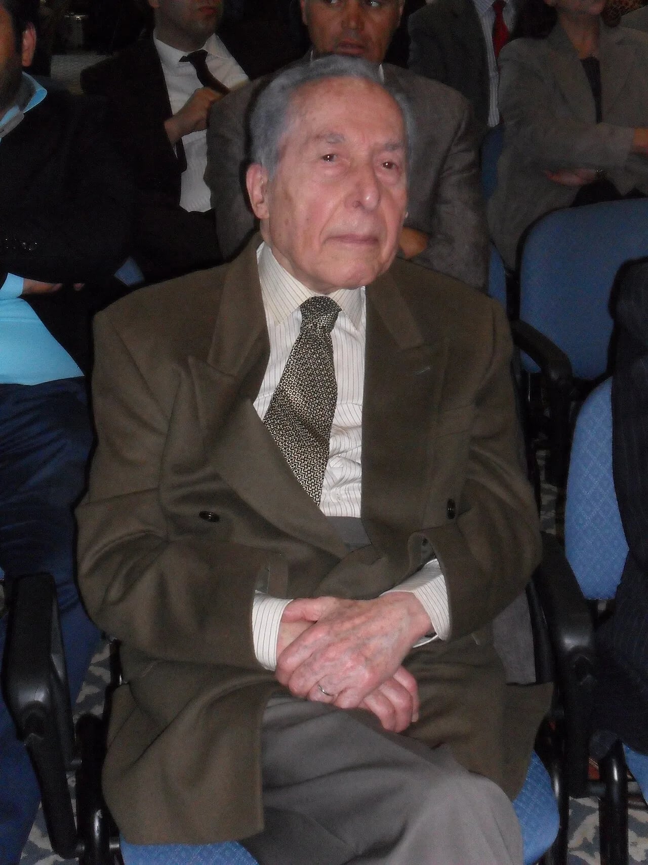 Porträt von Chedli Klibi (1925–2020) – Gedenkseite