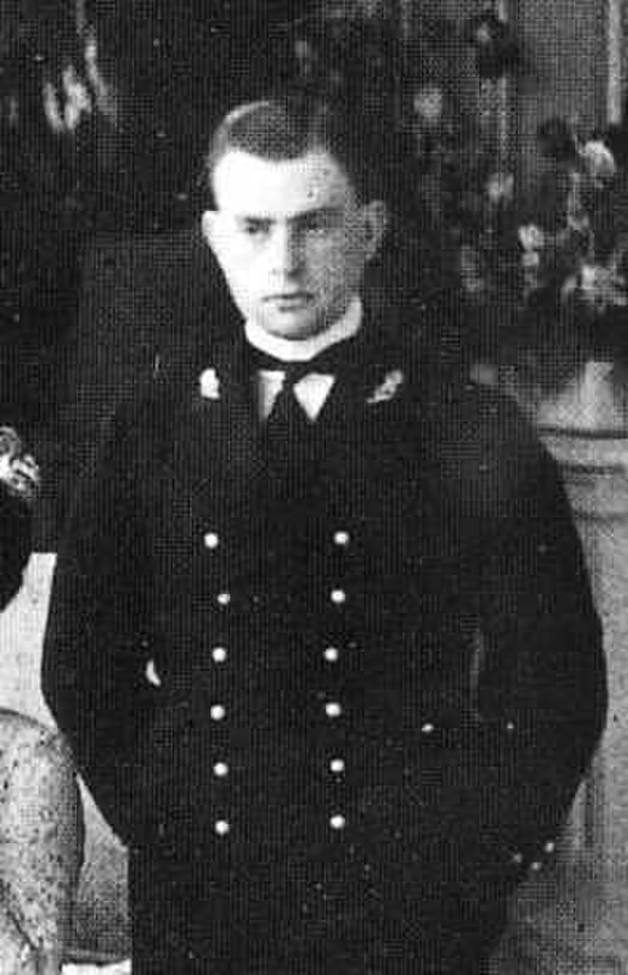 Portrait of Prince Umberto, Count of Salemi (1889–1918) – memorial page