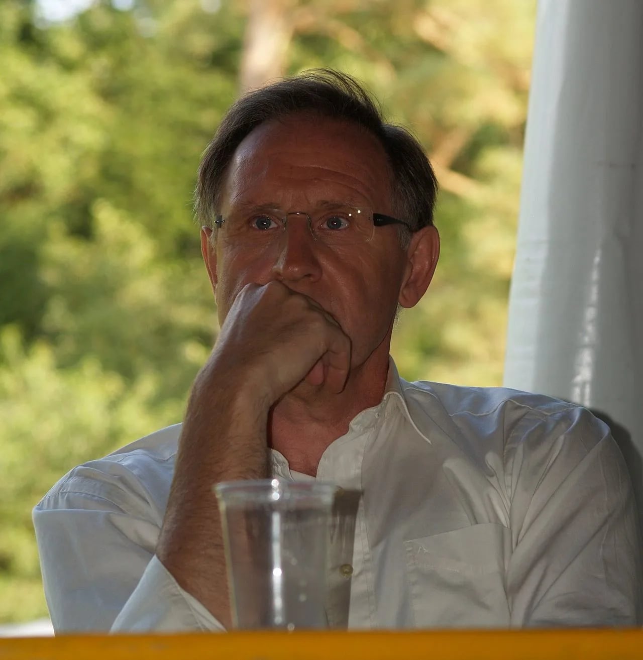 Portrait of Jos de Beus (1952–2013) – memorial page