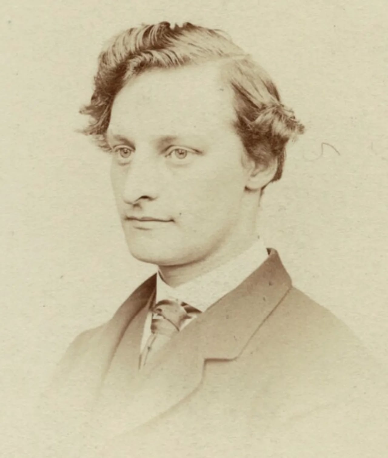 Porträt von Edward Robert Hughes (1851–1914) – Gedenkseite