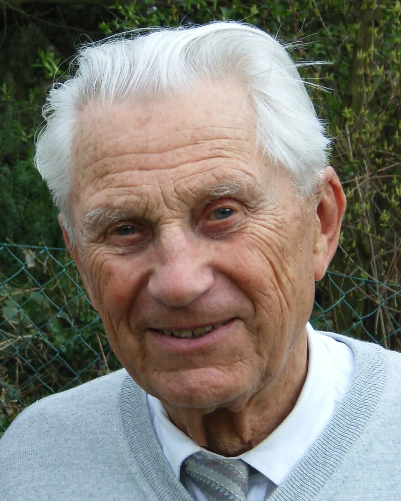 Porträt von Siegfried Hünig (1921–2021) – Gedenkseite