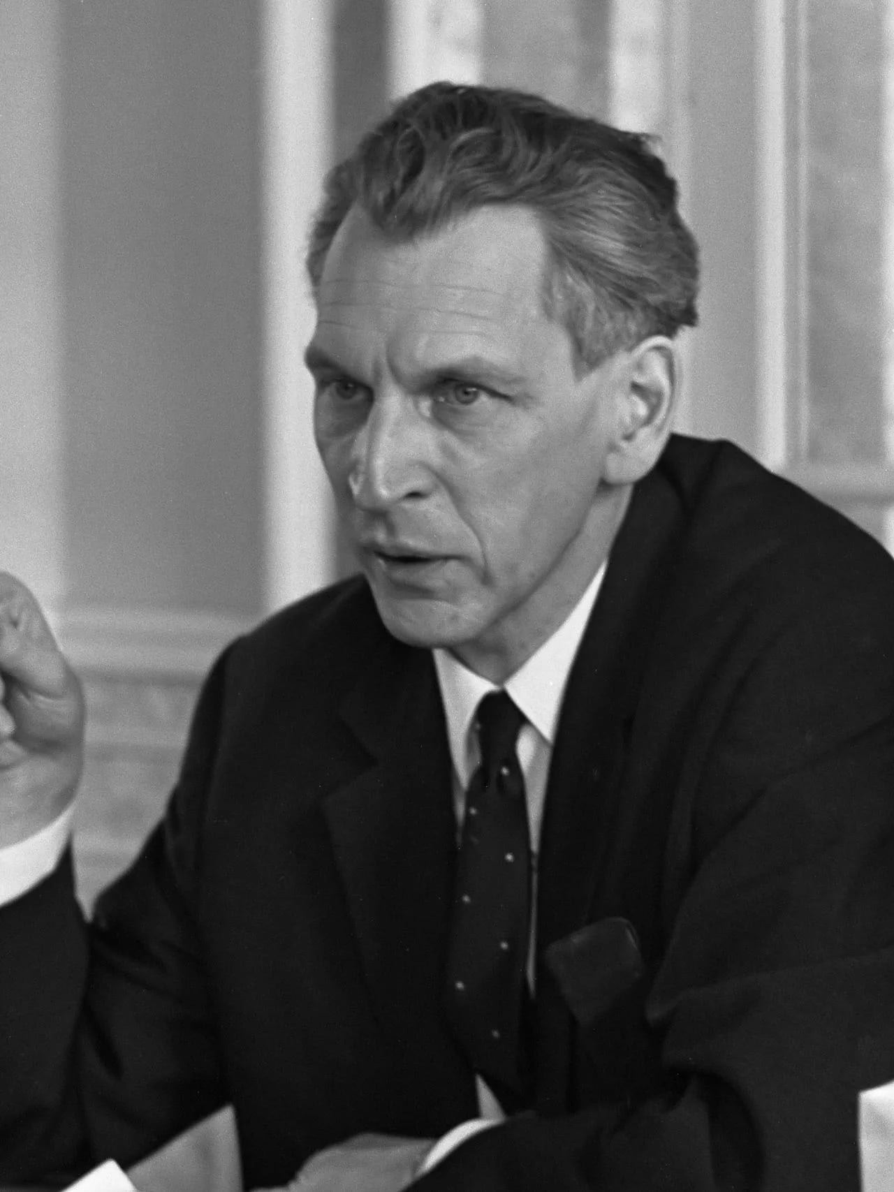 Portrait of Marius Flothuis (1914–2001) – memorial page