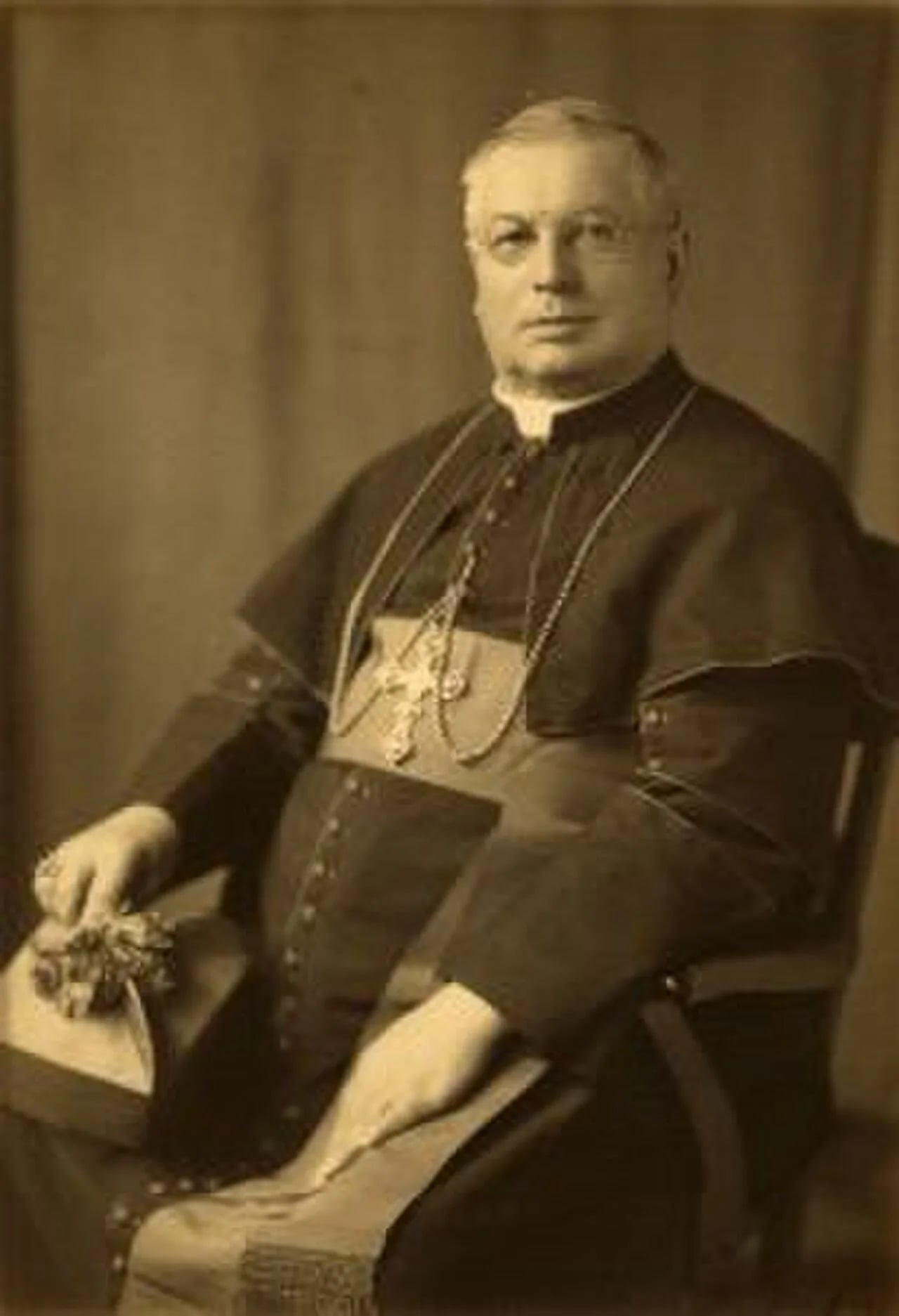 Portrait of Cornelius Van de Ven (1865–1932) – memorial page