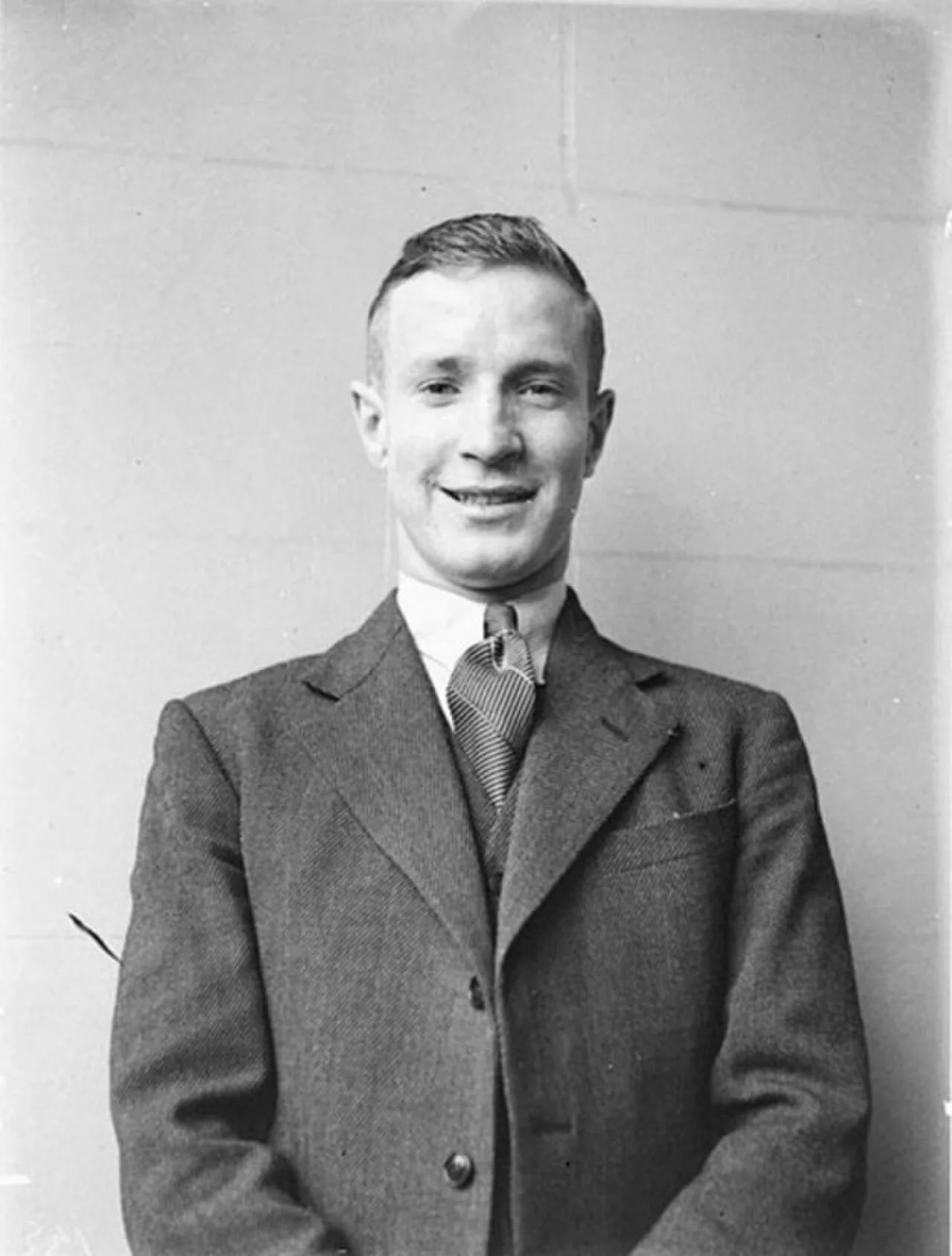 Porträt von Clive Selwyn Davis (1916–2009) – Gedenkseite
