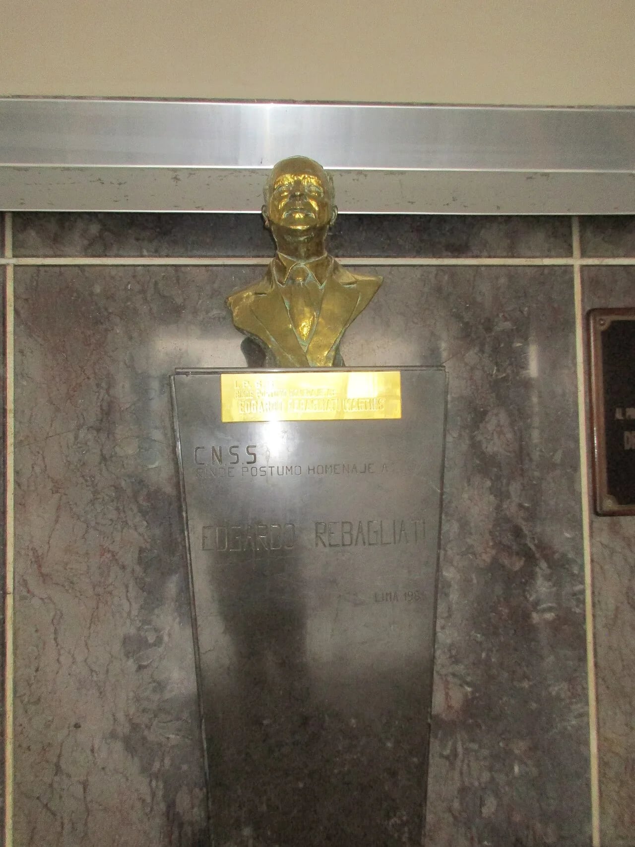 Porträt von Edgardo Rebagliati (1895–1958) – Gedenkseite