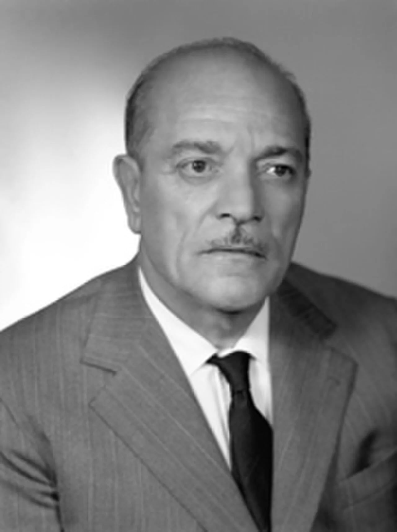 Portrait of Mario Martinez (1901–1976) – memorial page