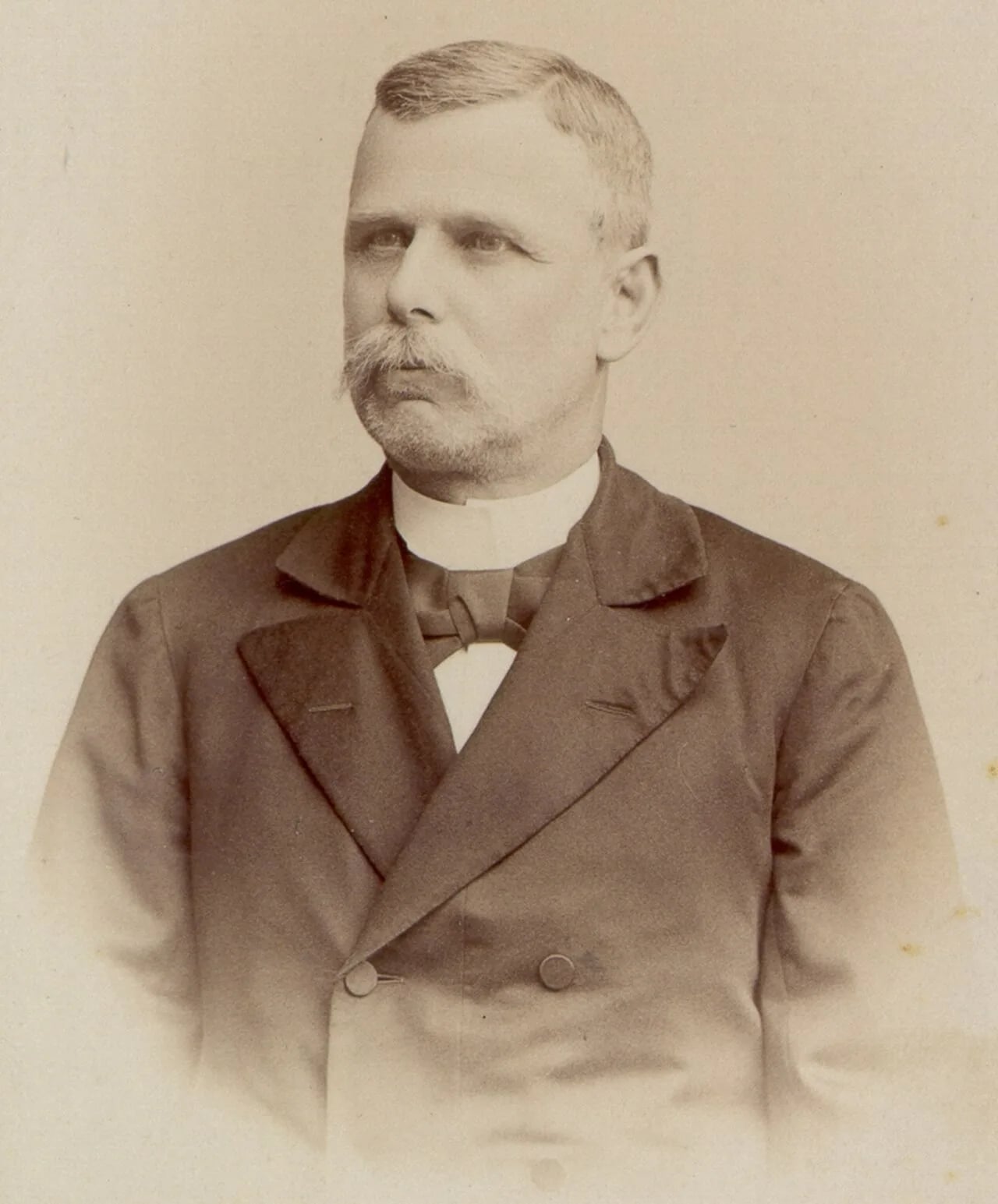 Porträt von Ivan Steklasa (1846–1921) – Gedenkseite