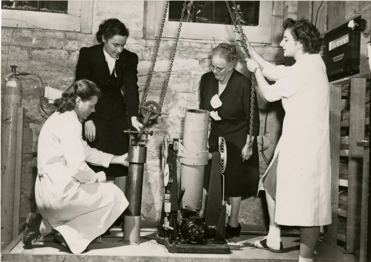 Porträt von Marie Mercury Roth (1926–2020) – Gedenkseite
