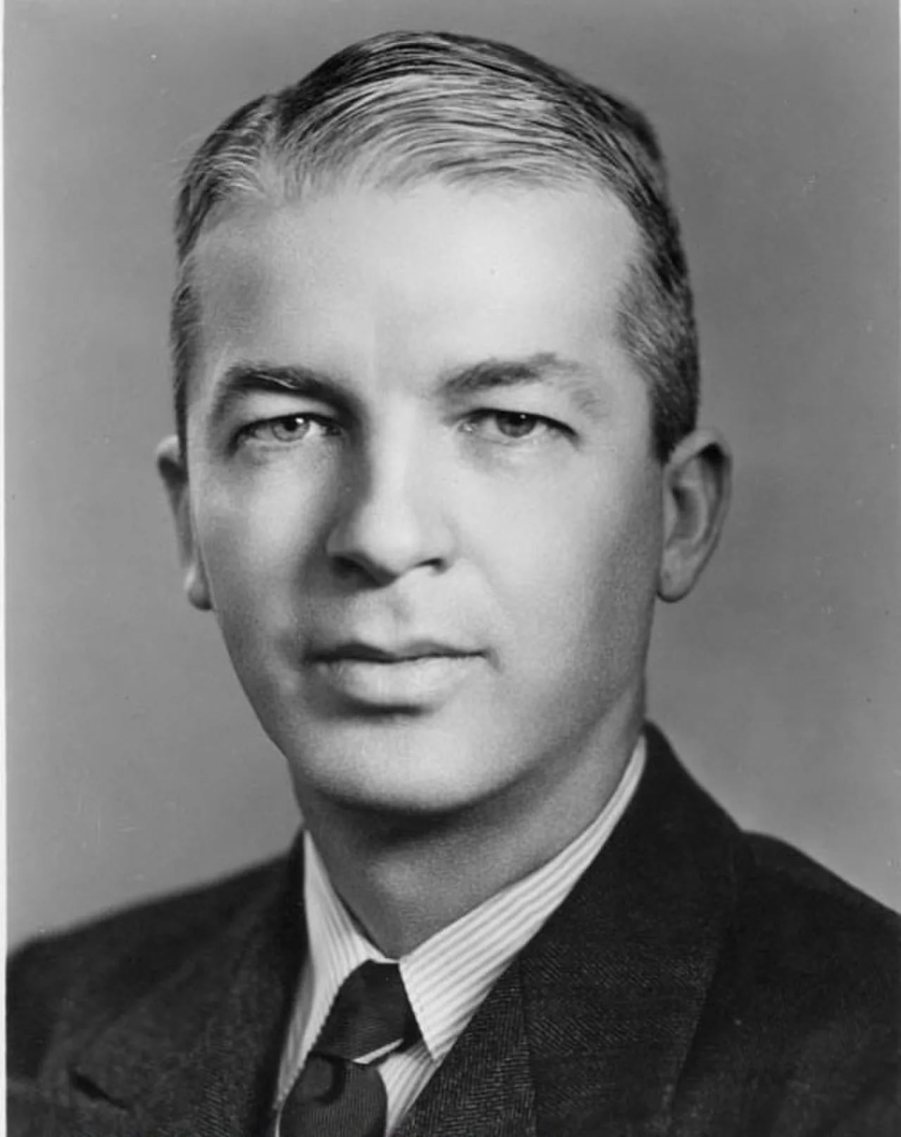 Portrait of Errett Weir McDiarmid (1909–2000) – memorial page