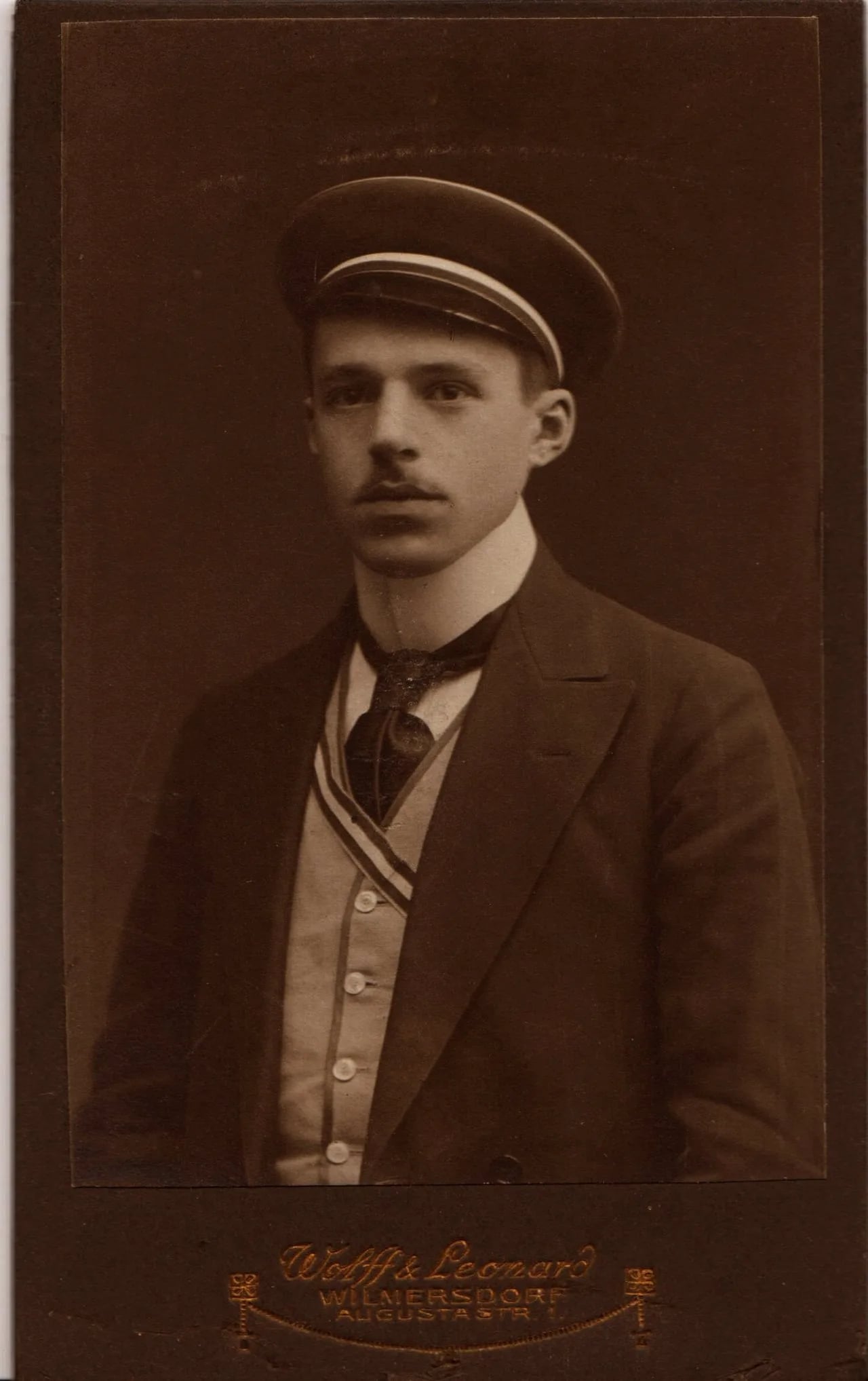 Portrait of Kurt Oehlmann (1886–1948) – memorial page