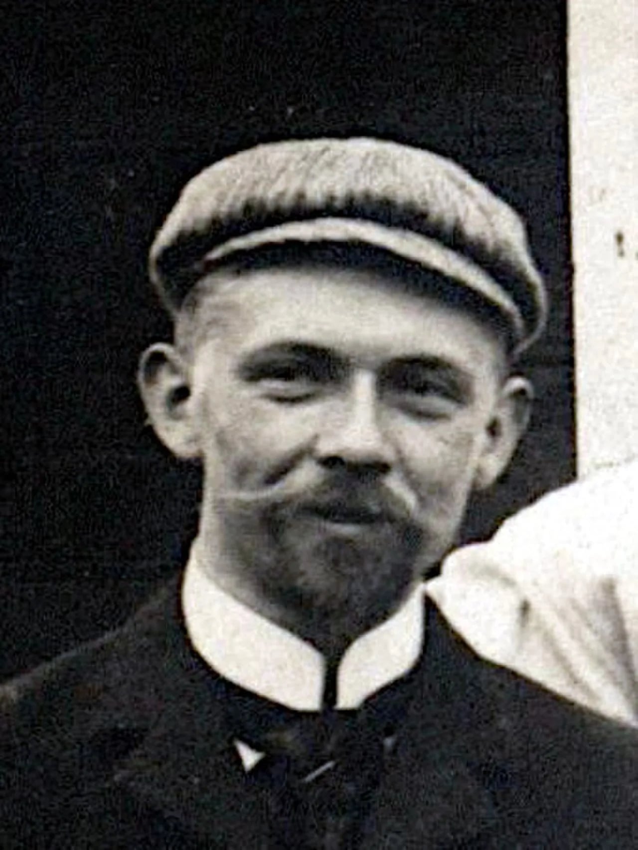 Portrait of Cees van Hasselt (1872–1951) – memorial page