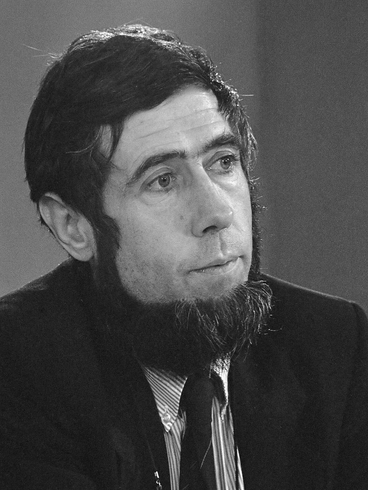 Porträt von Chriet Titulaer (1943–2017) – Gedenkseite