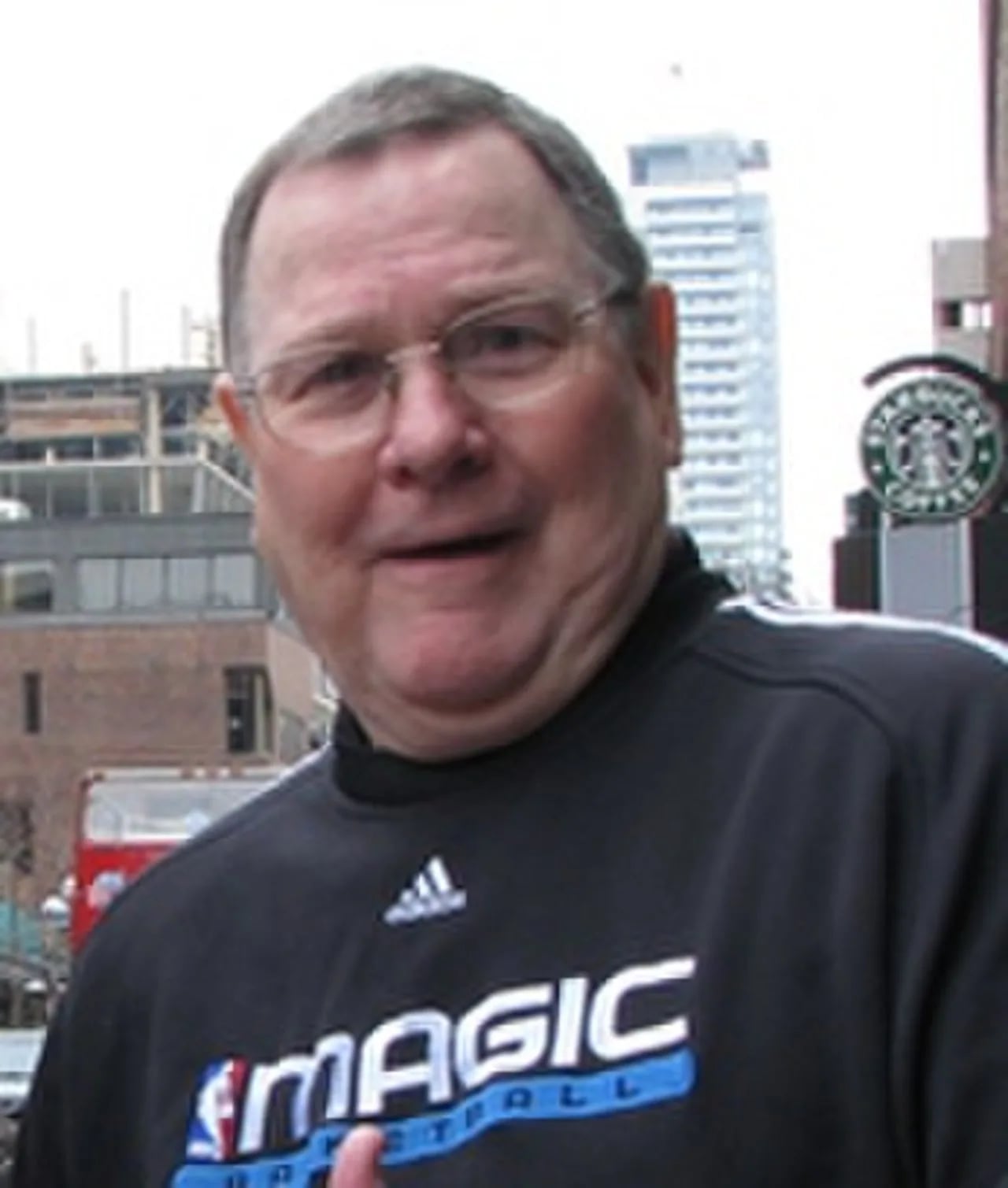 Porträt von Brendan Malone (1942–2023) – Gedenkseite