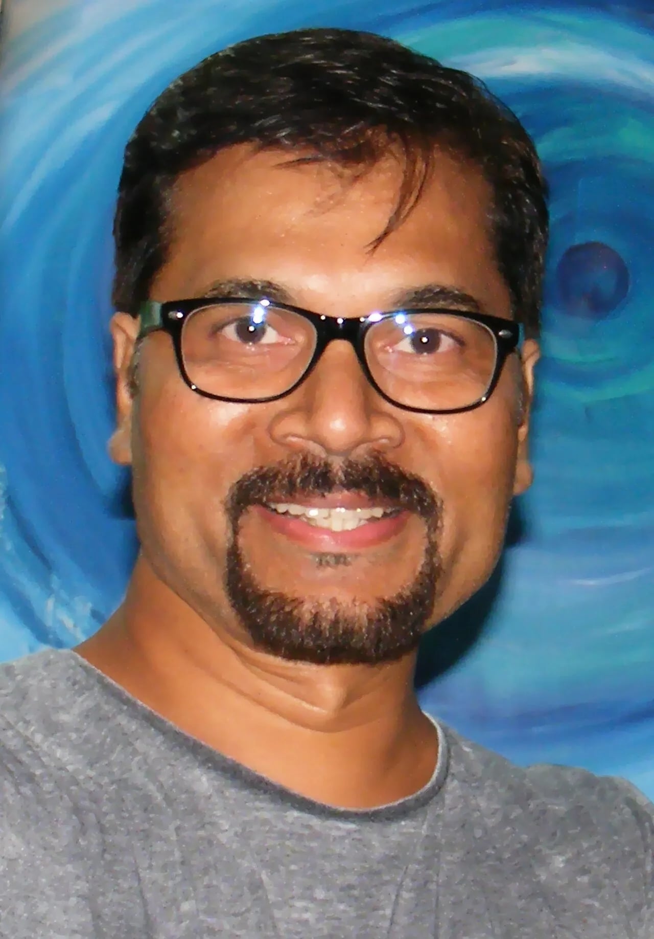Porträt von Dheeraj Verma (1967–2021) – Gedenkseite