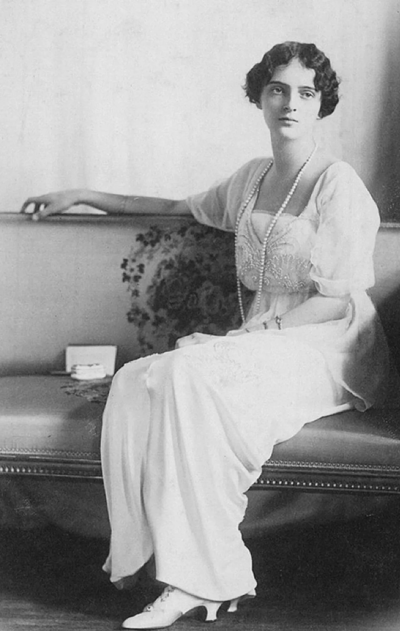 Portrait of Irina Alexandrowna Romanowa (1895–1970) – memorial page