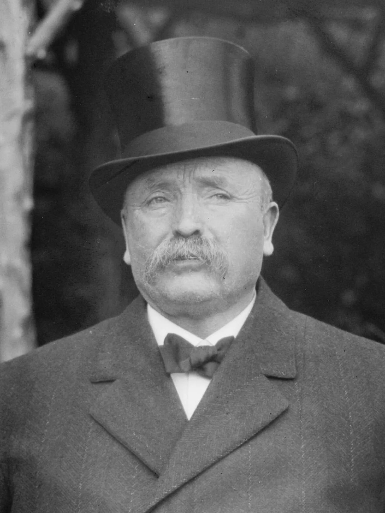 Portrait of Stephen R. Fitzgarrald (1854–1926) – memorial page