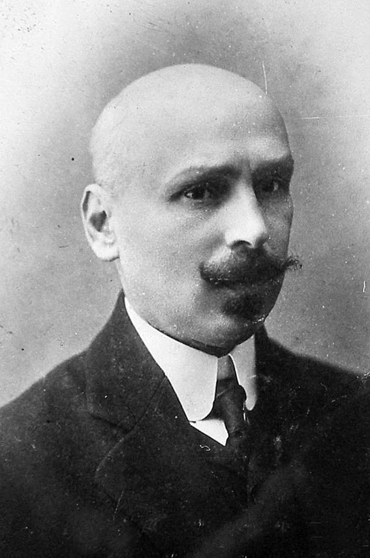 Porträt von Mychajlo Kozjubynskyj (1864–1913) – Gedenkseite