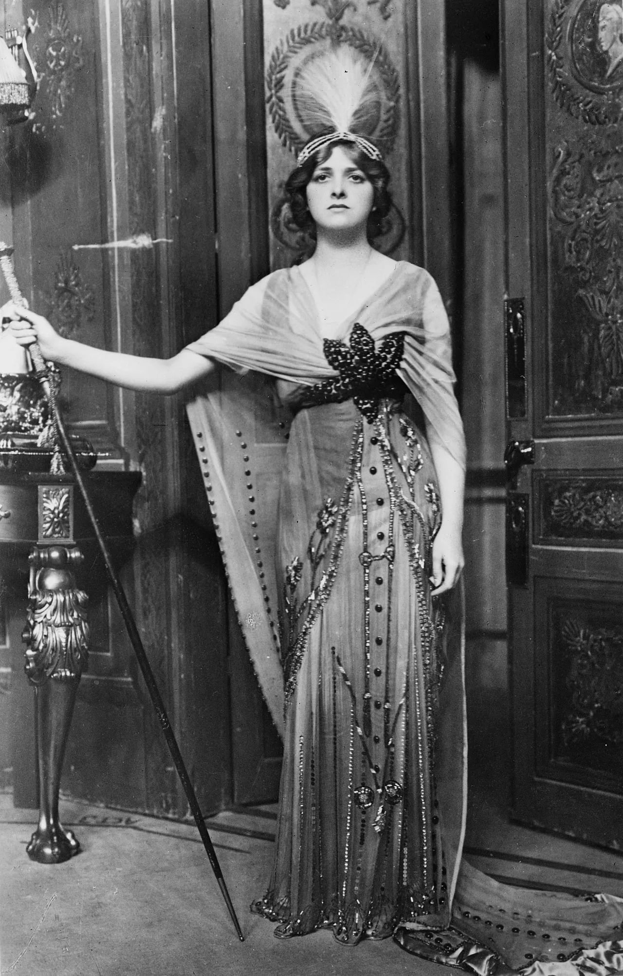 Porträt von Gladys Cooper (1888–1971) – Gedenkseite