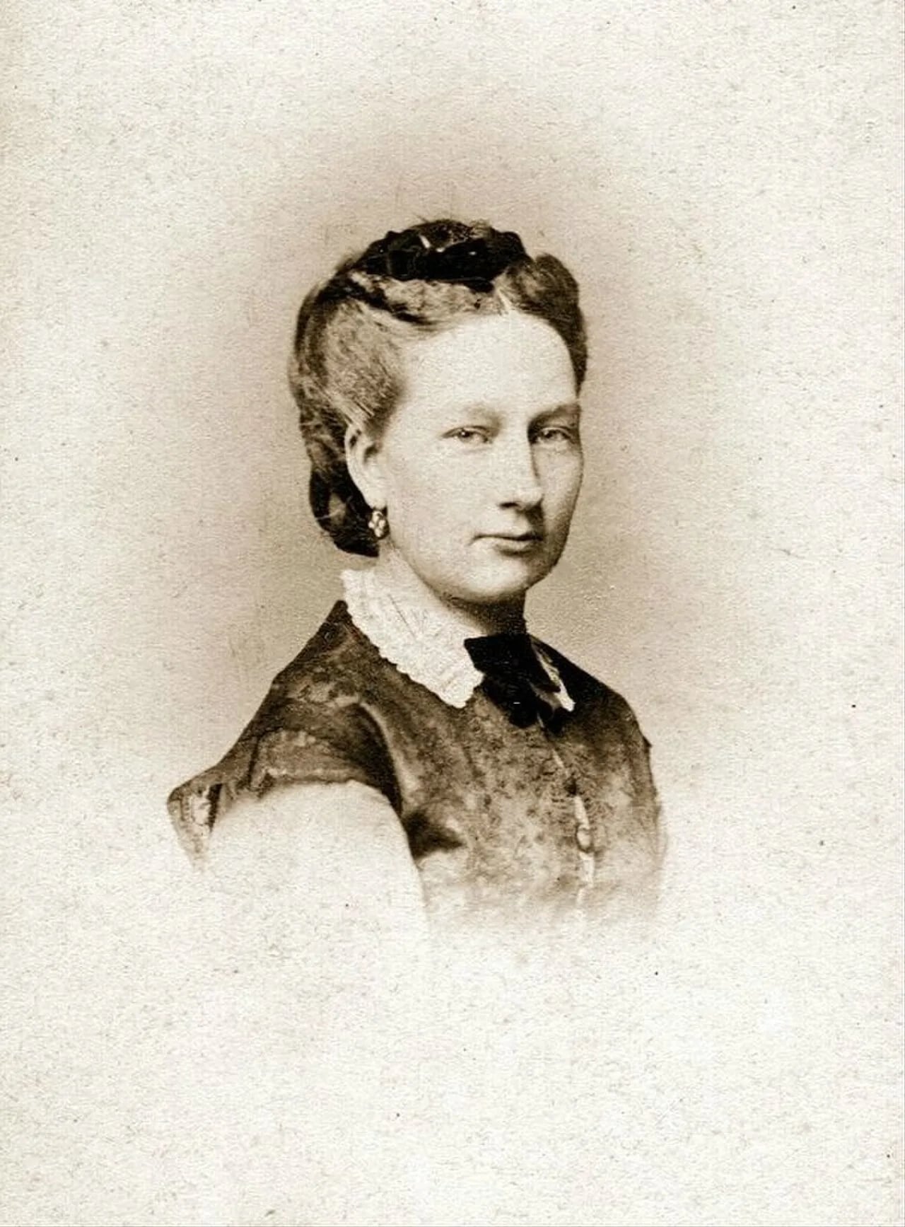 Porträt von Maria Anna von Portugal (1843–1884) – Gedenkseite