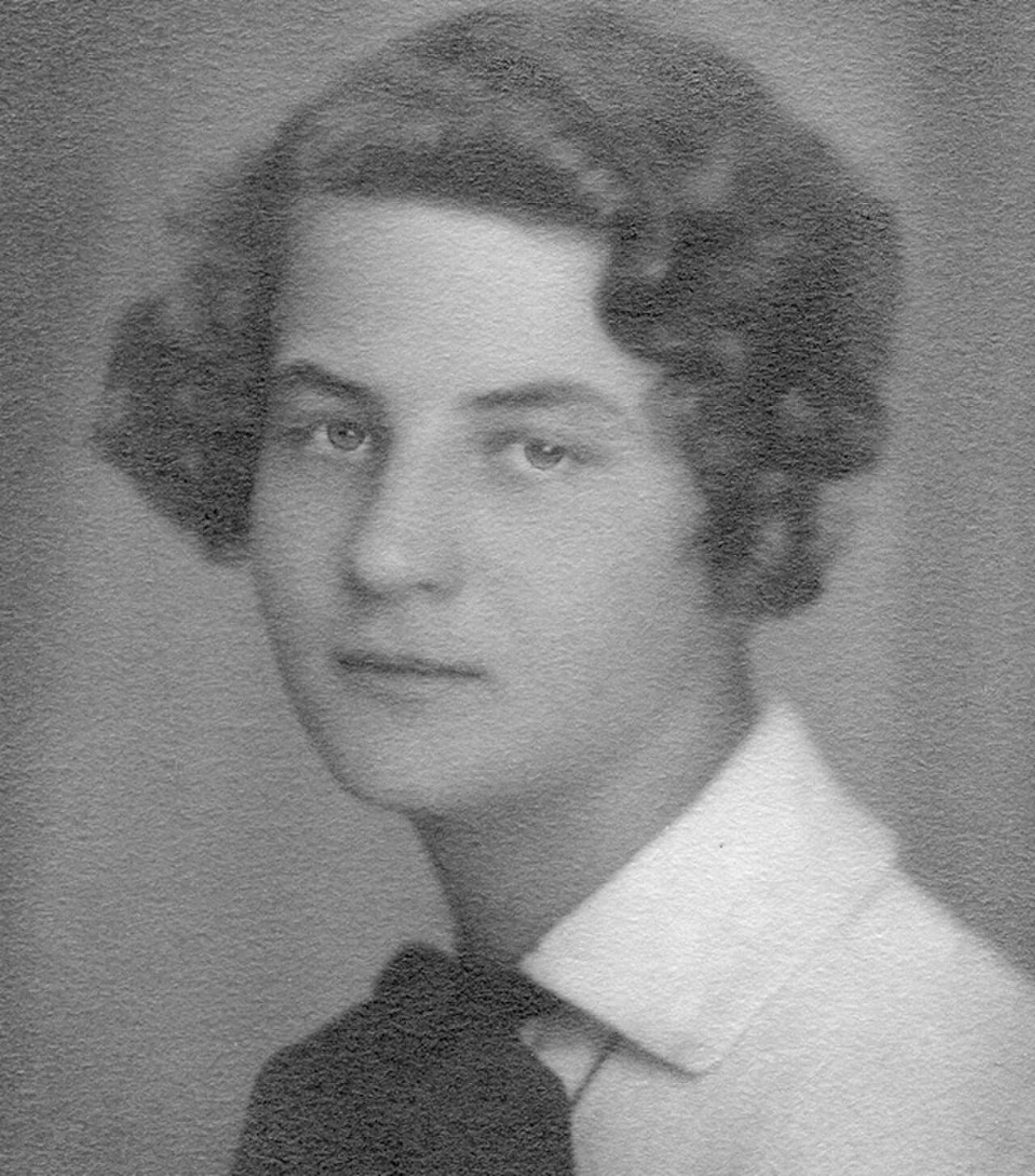 Portrait of Märta Johansson (1907–1998) – memorial page