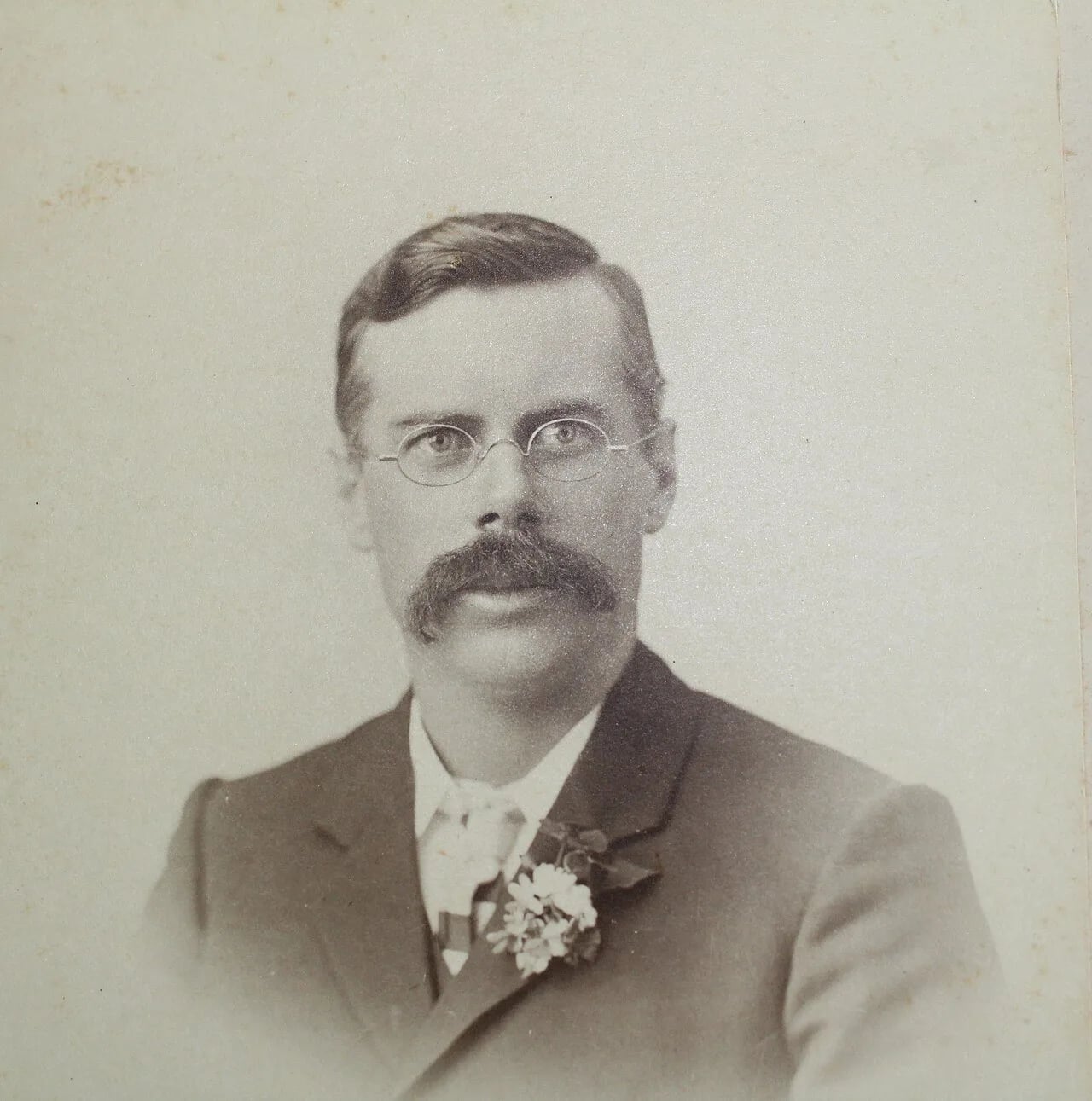 Porträt von Thomas Robert Roberts (1869–1934) – Gedenkseite