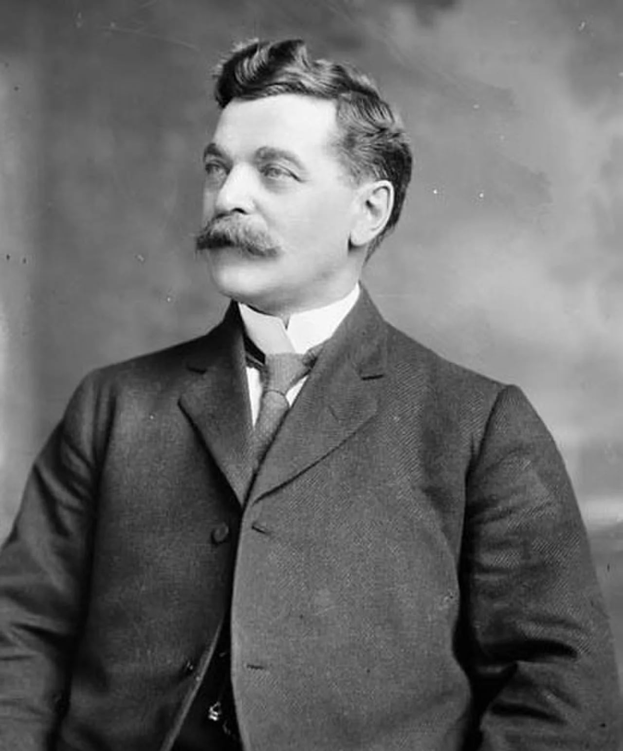 Porträt von Louis Coderre (1865–1935) – Gedenkseite
