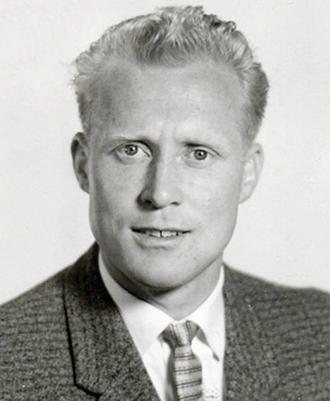 Porträt von Kjell Hansson (1931–2019) – Gedenkseite