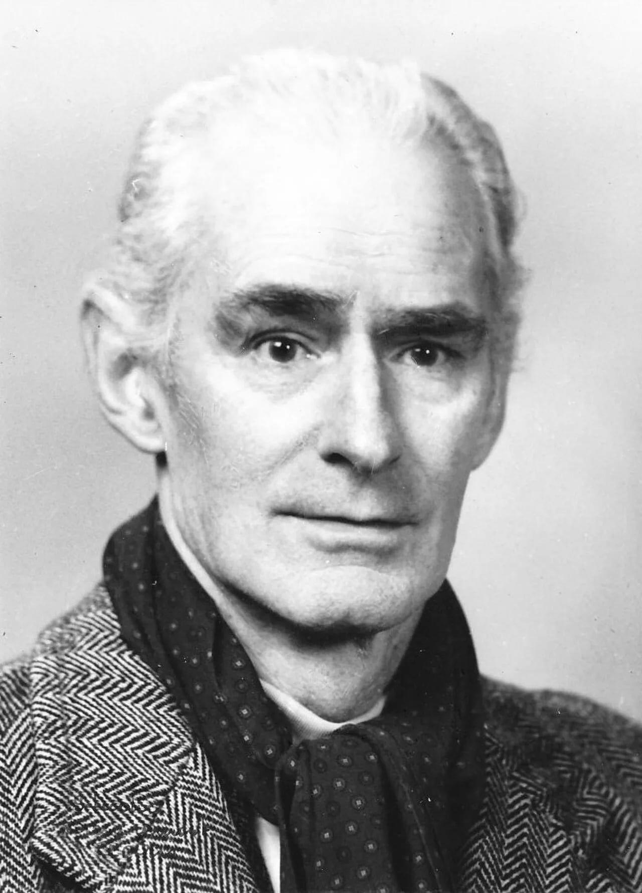 Porträt von Douglas MacDiarmid (1922–2020) – Gedenkseite
